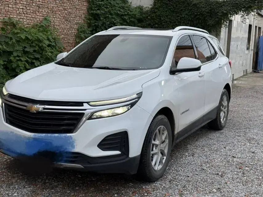 2021 CHEVROLET EQUINOX view 1