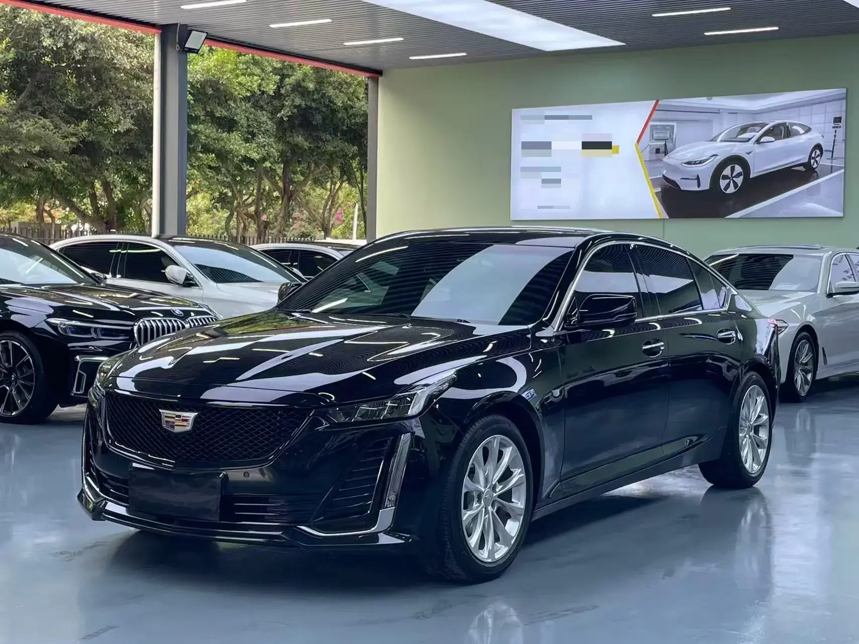 2023 CADILLAC CT5 view 1