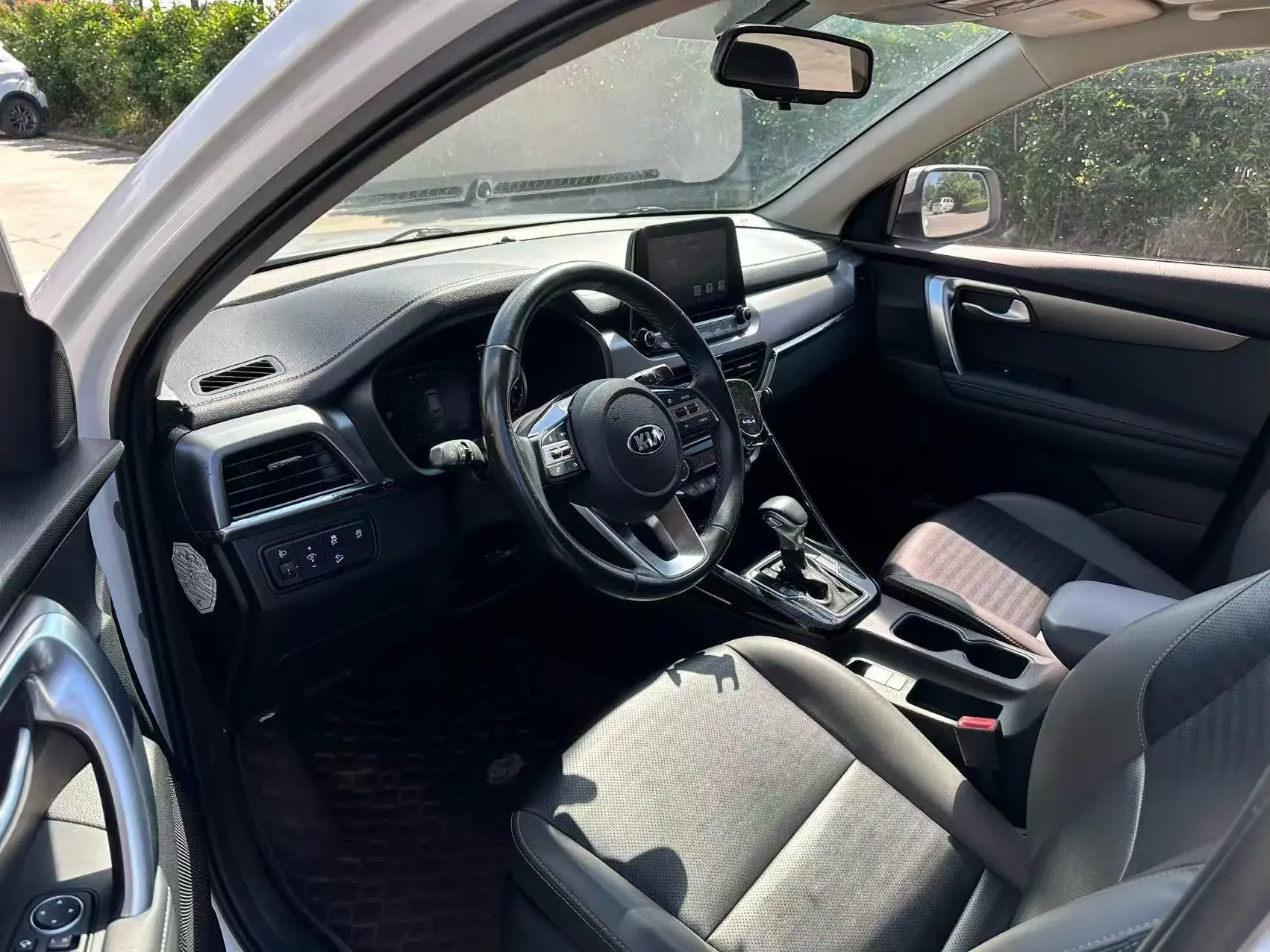 2019 KIA SPORTAGE thumbnail 4