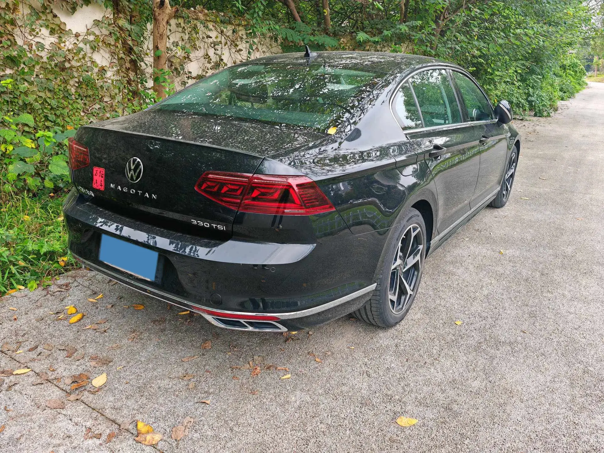 2023 VOLKSWAGEN MAGOTAN thumbnail 3