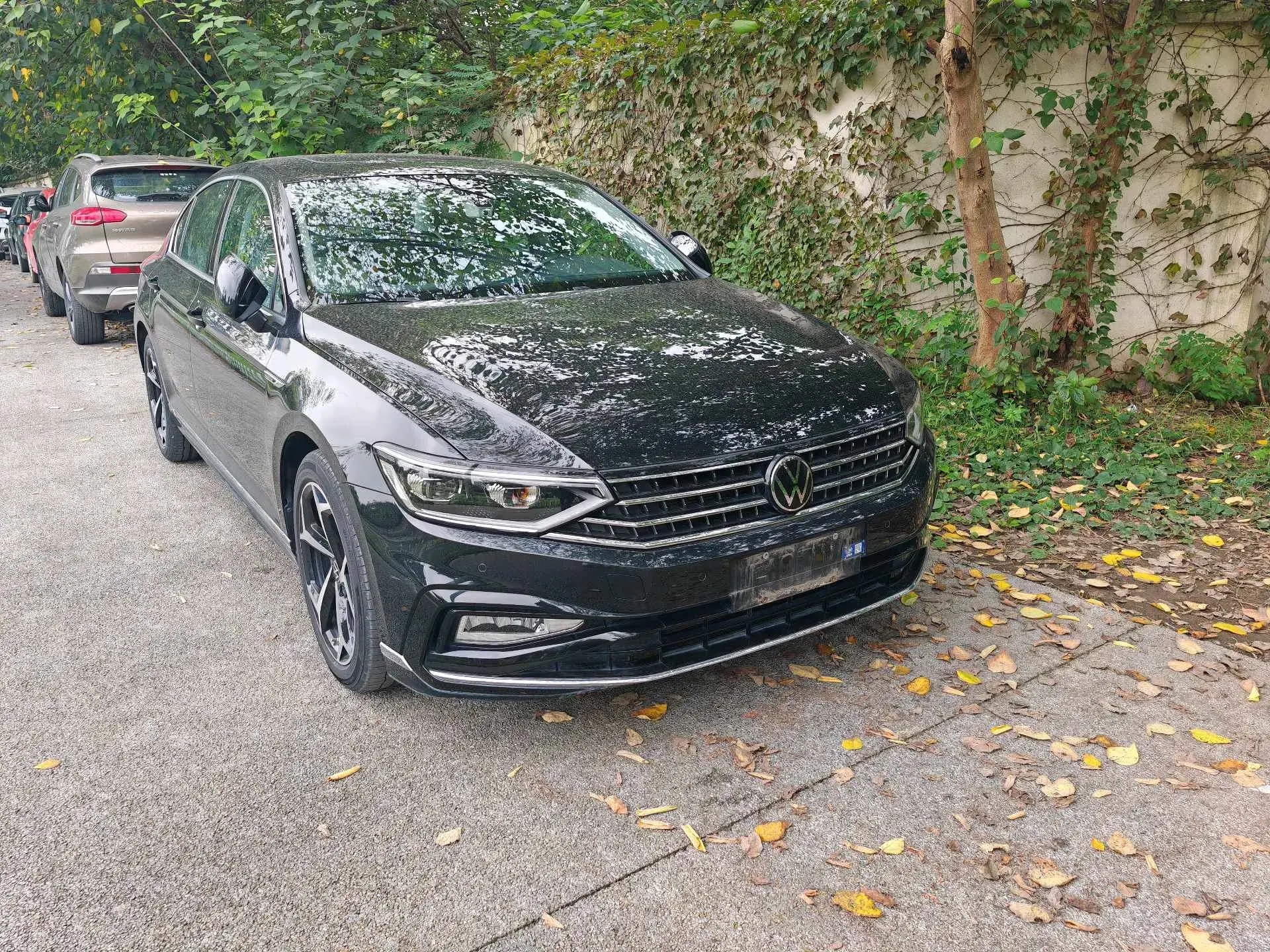 2023 VOLKSWAGEN MAGOTAN thumbnail 2