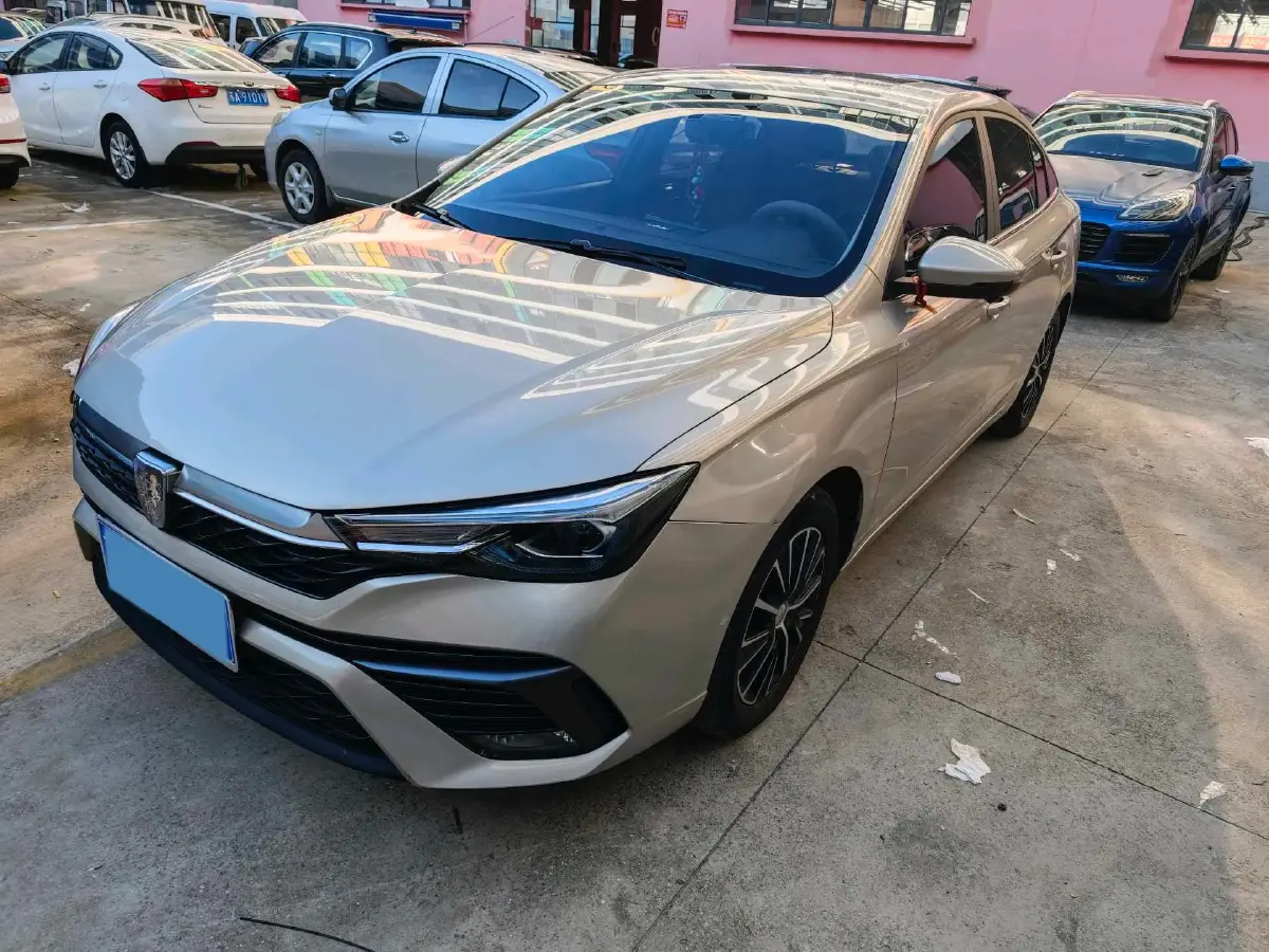 2021 Roewe i5 1.5L 120HP L4 CVT