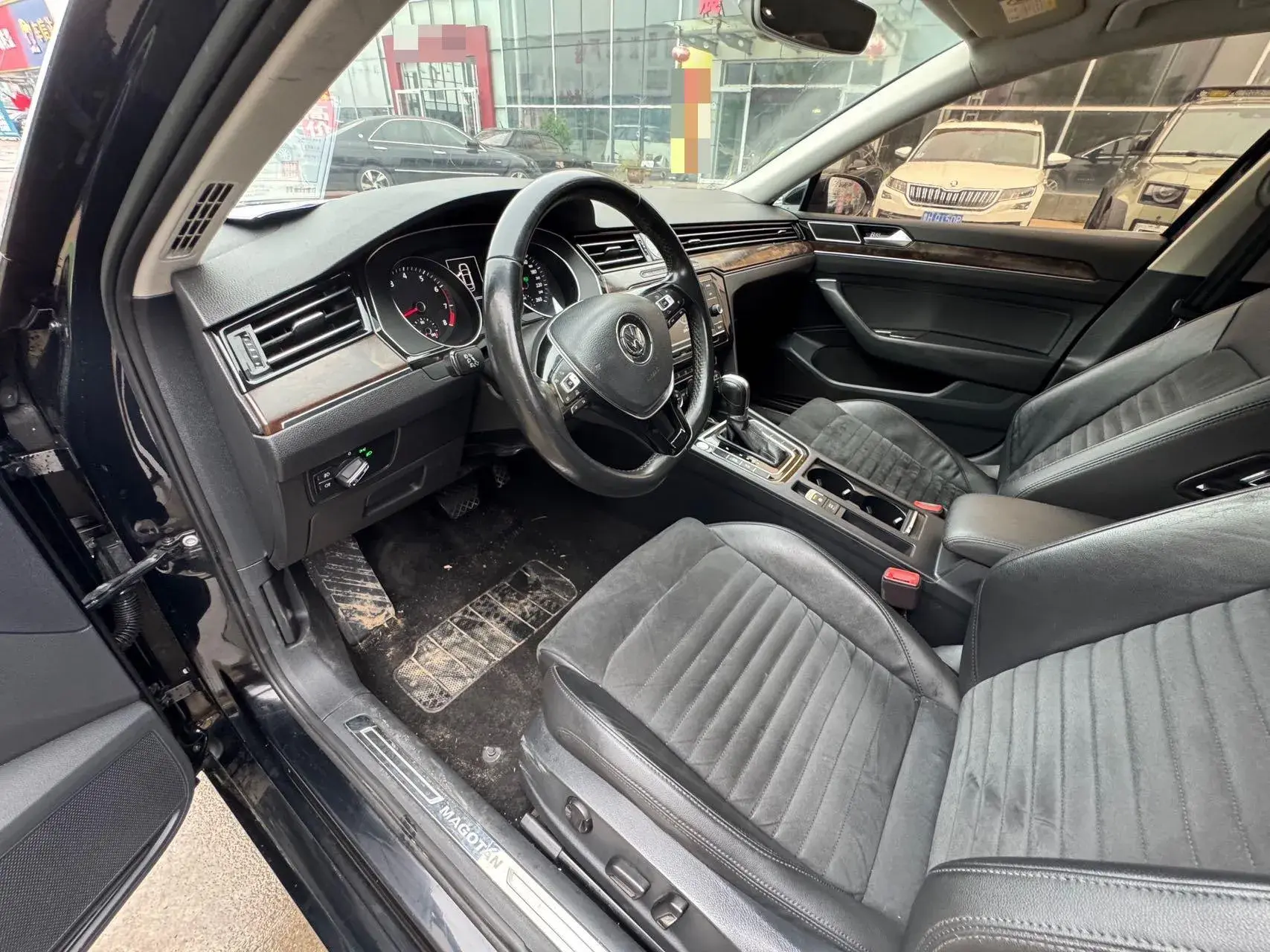 2018 VOLKSWAGEN MAGOTAN thumbnail 4