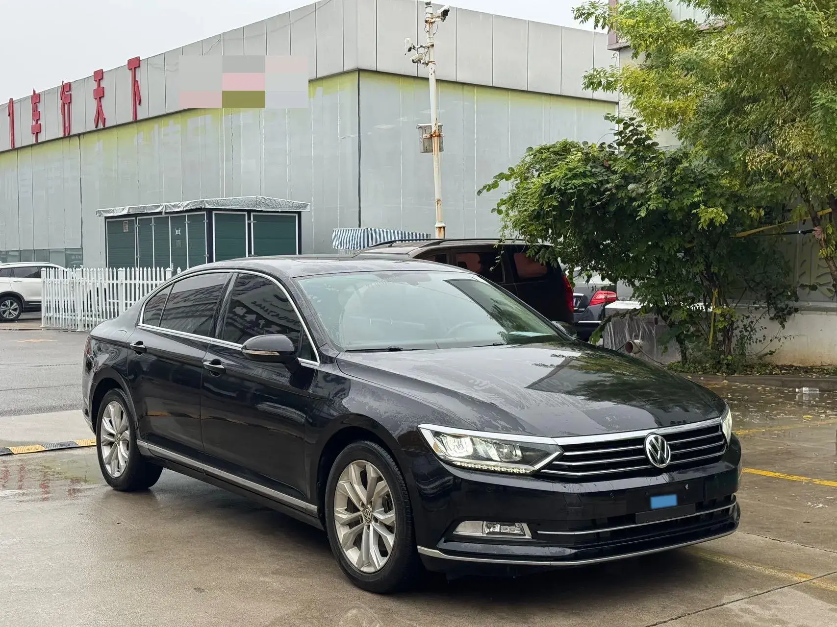 2018 VOLKSWAGEN MAGOTAN thumbnail 2