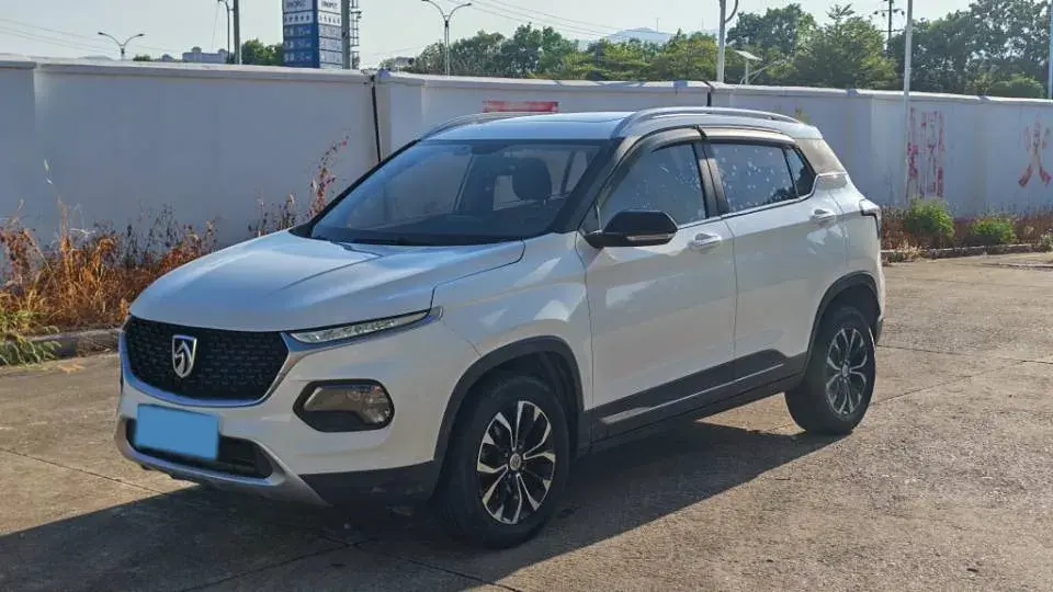 2019 BaoJun 510 1.5L 112HP L4 6MT 2019 BaoJun 510 1.5L 112HP L4 6MT