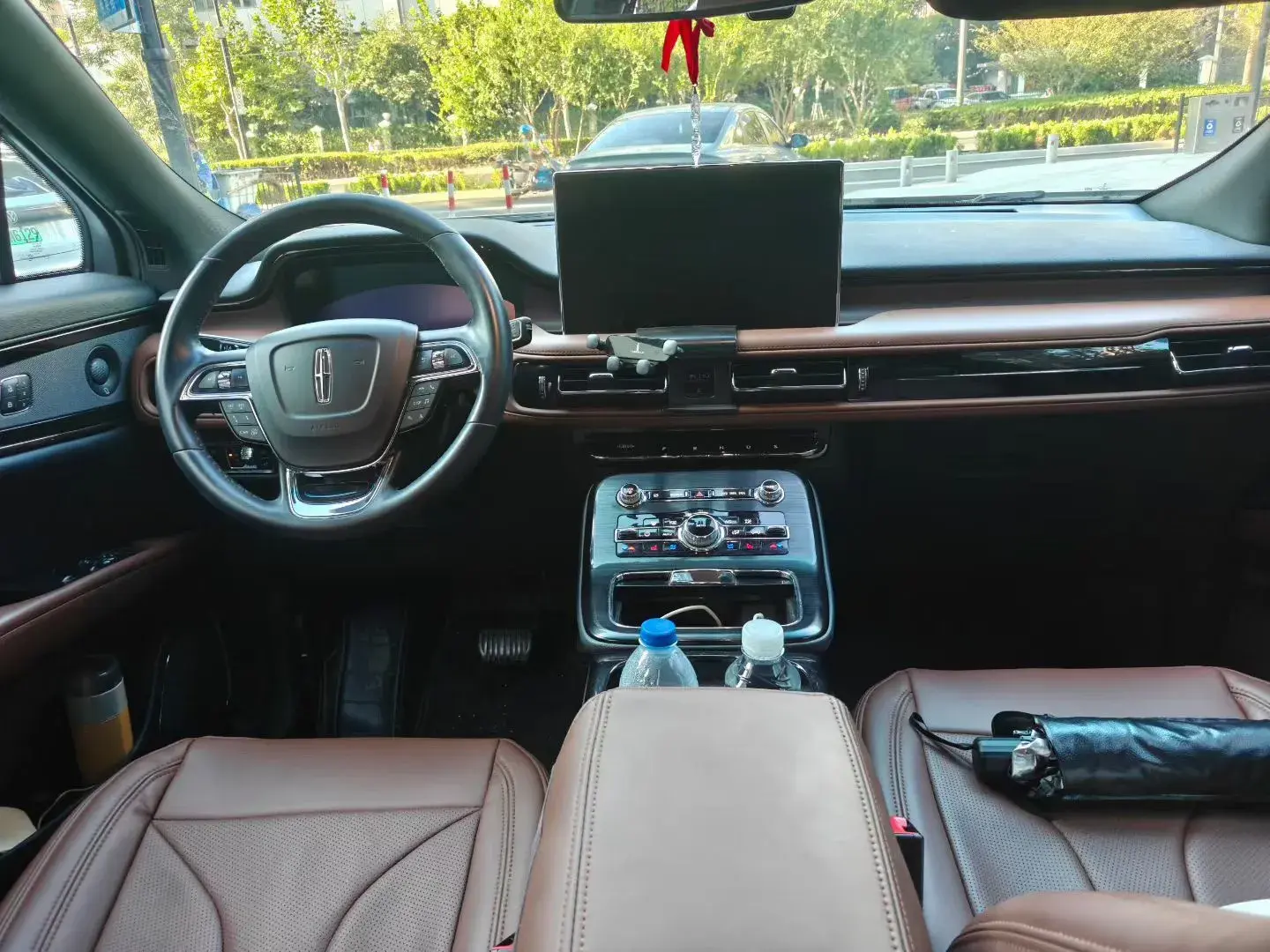 2021 LINCOLN NAUTILUS thumbnail 4