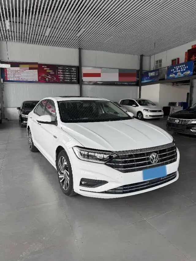 2020 VOLKSWAGEN SAGITAR thumbnail 3