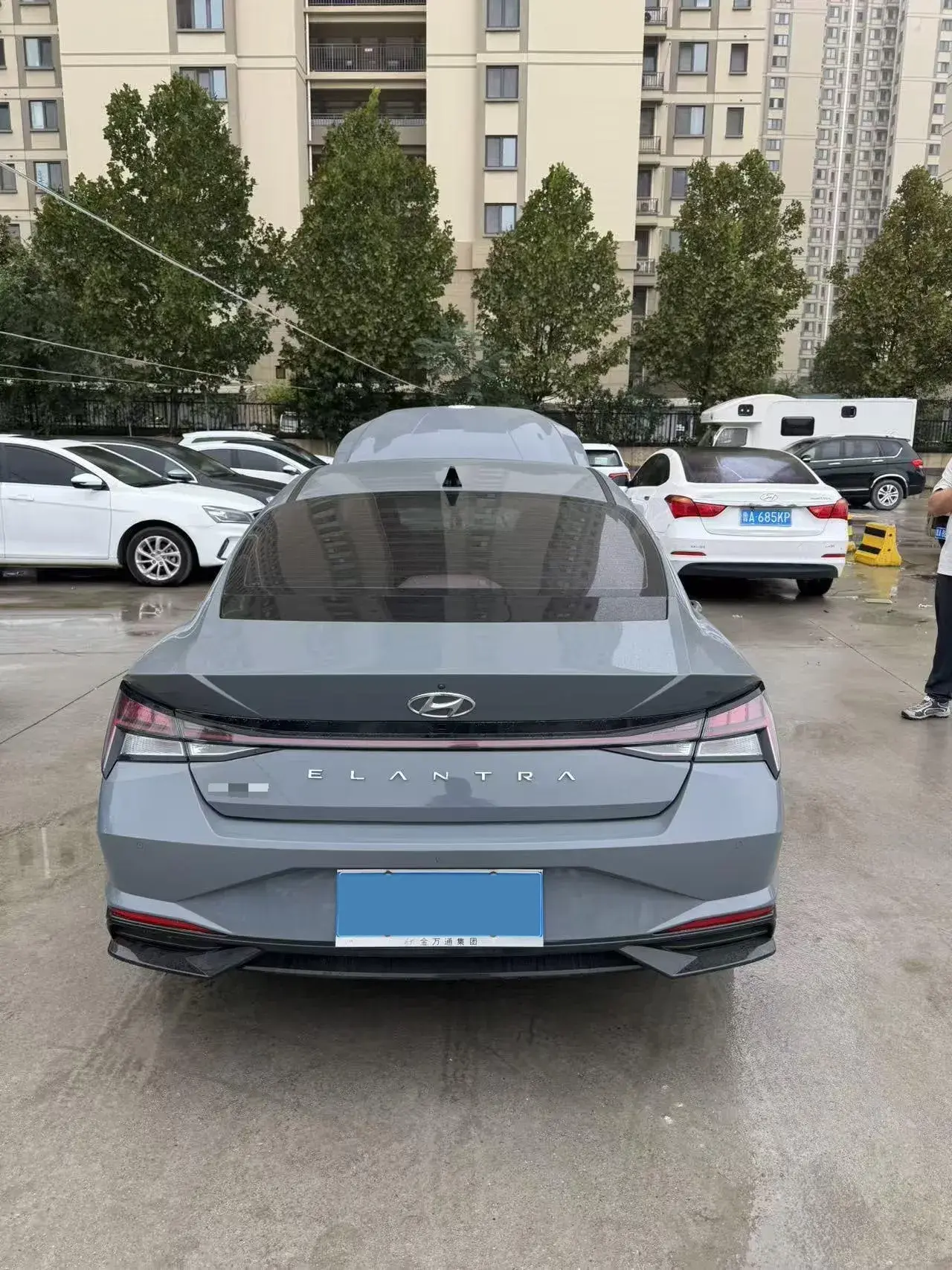 2022 HYUNDAI ELANTRA thumbnail 4