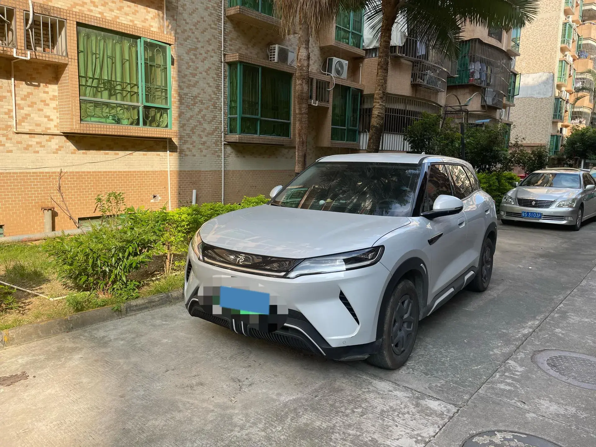 2024 BYD YUANUP view 1