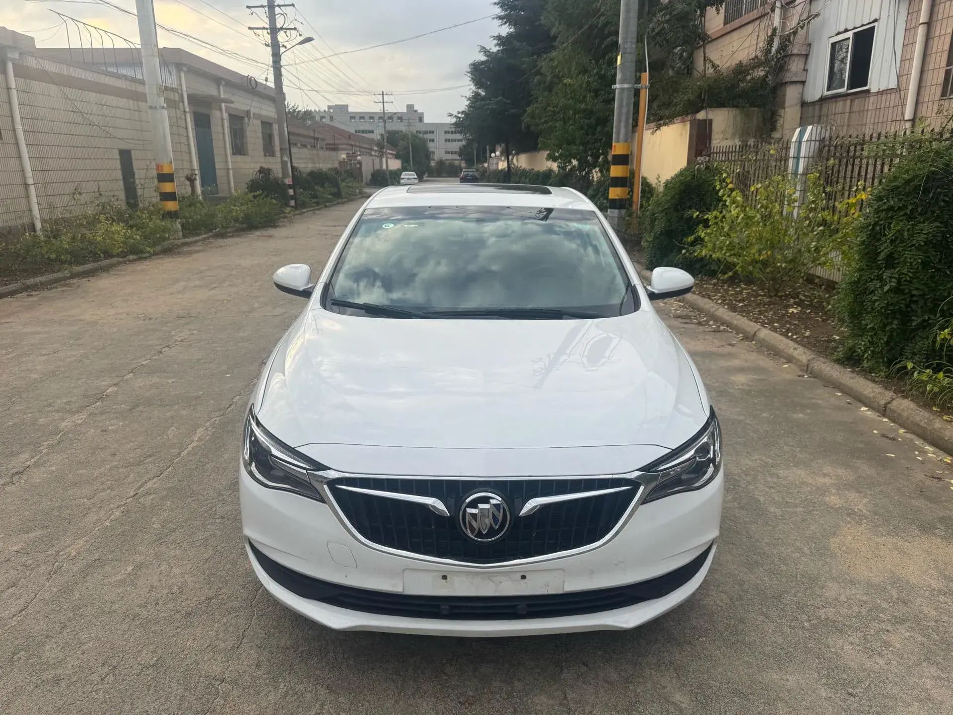 2021 BUICK EXCELLE thumbnail 2