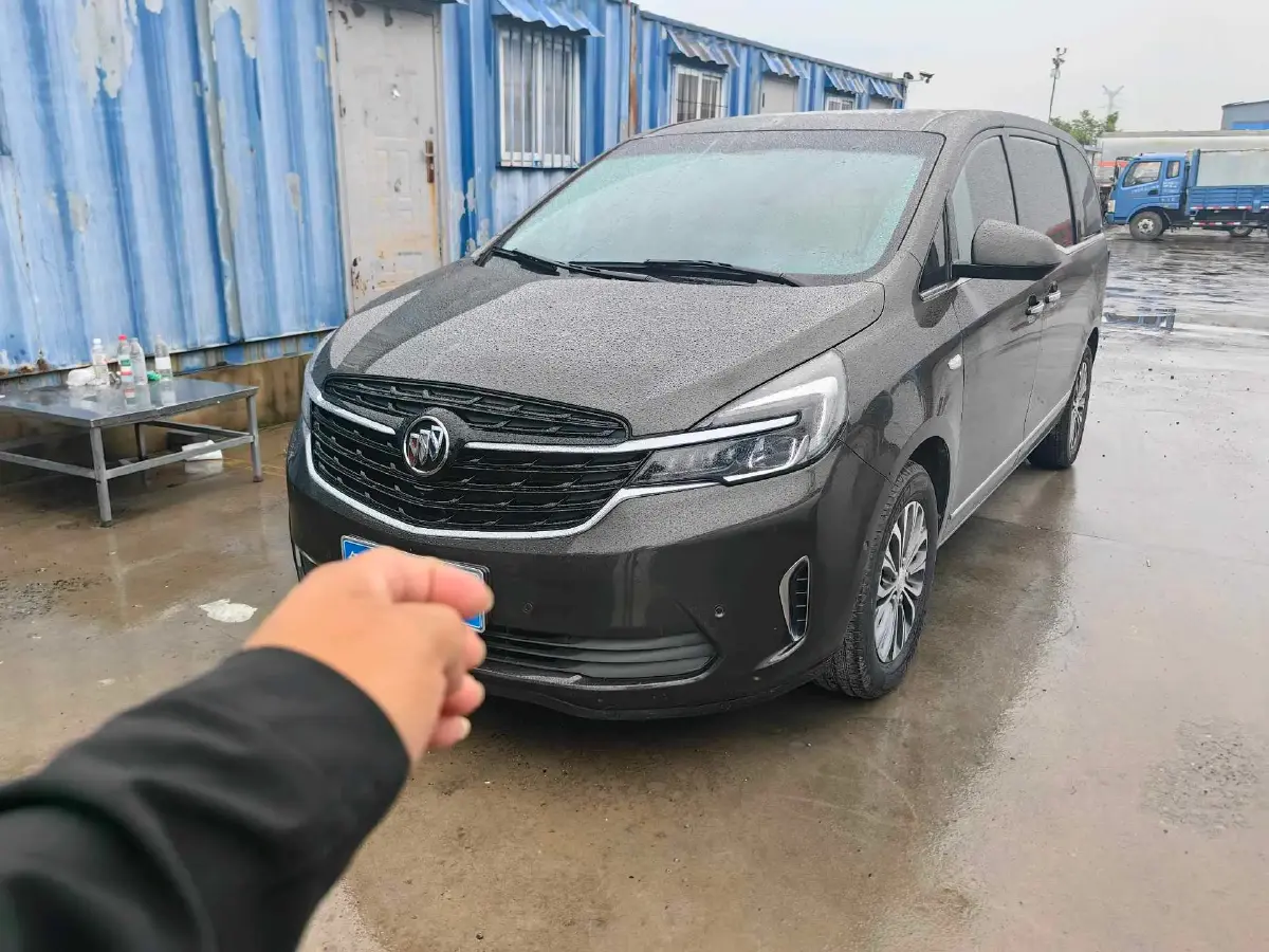 2021 Buick GL8 2.0T 237HP L4 9AT