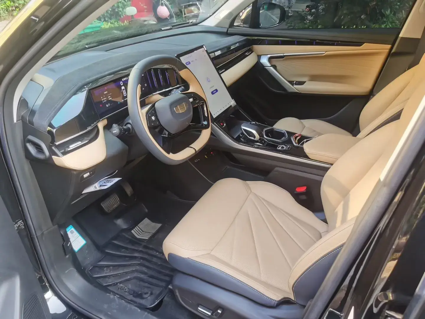 2023 GEELY STARRAY thumbnail 4