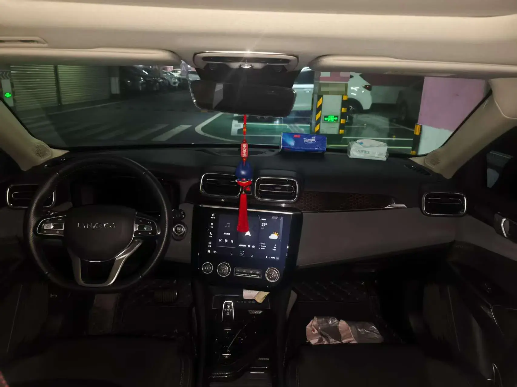 2018 LYNK&CO 02 thumbnail 4