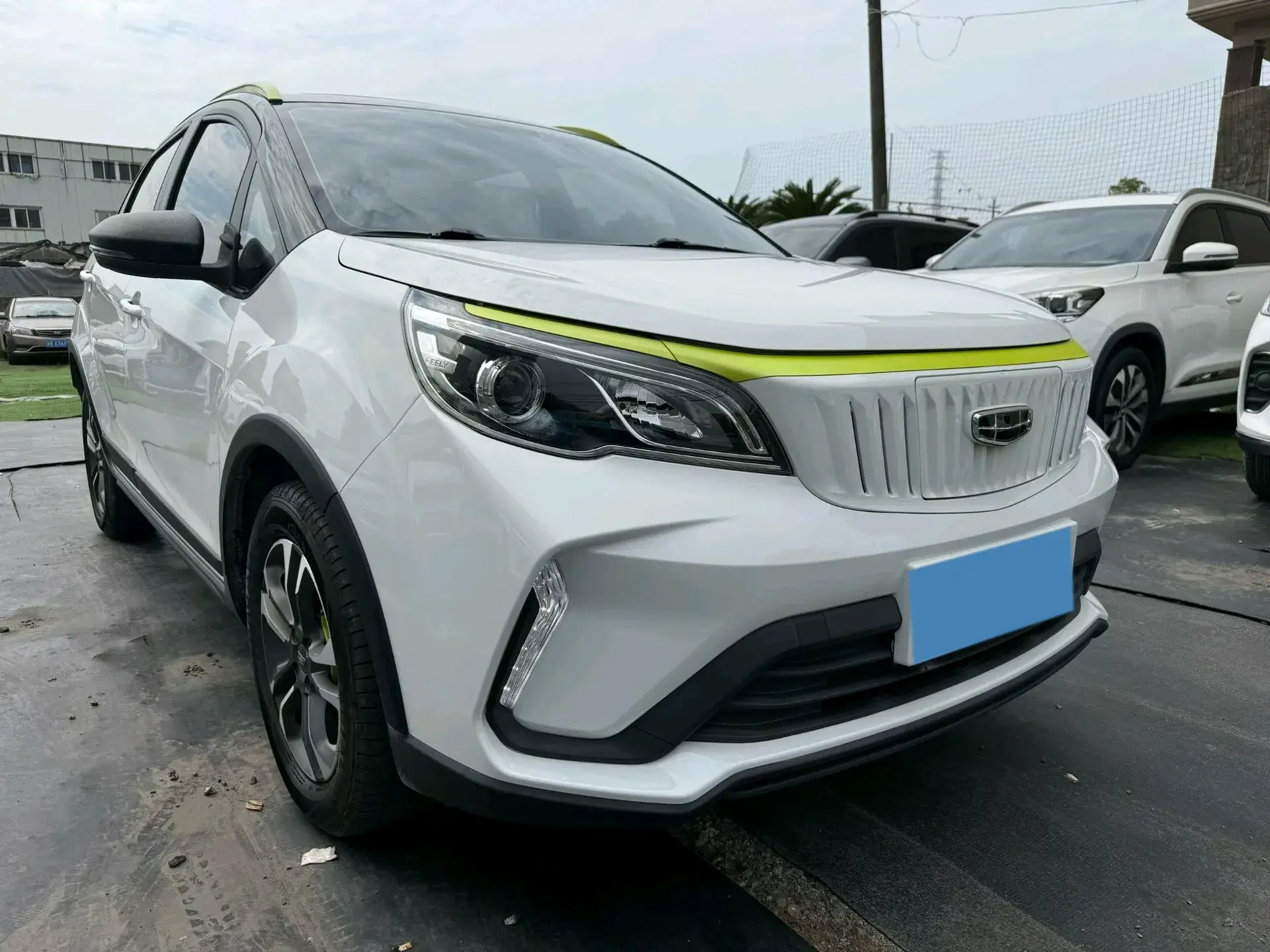 2021 GEOMETRY EX3 thumbnail 2