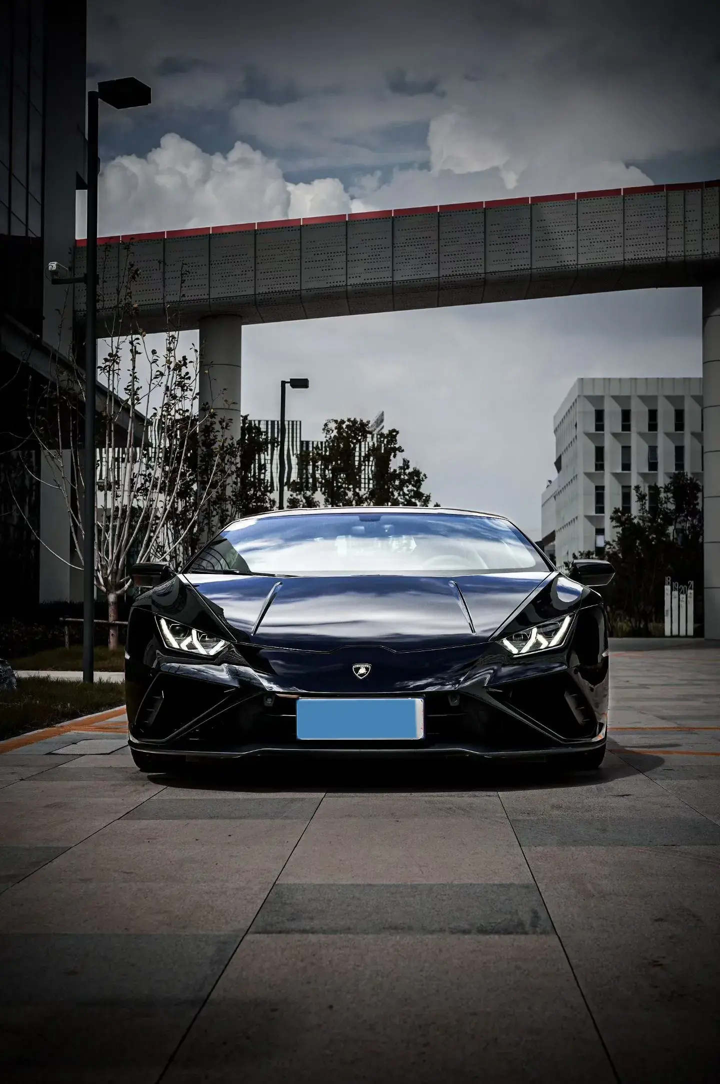 2020 LAMBORGHINI HURACÁN thumbnail 3