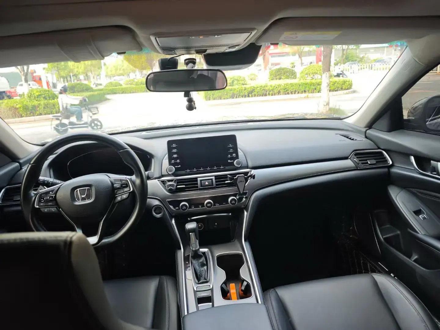 2021 HONDA ACCORD thumbnail 3