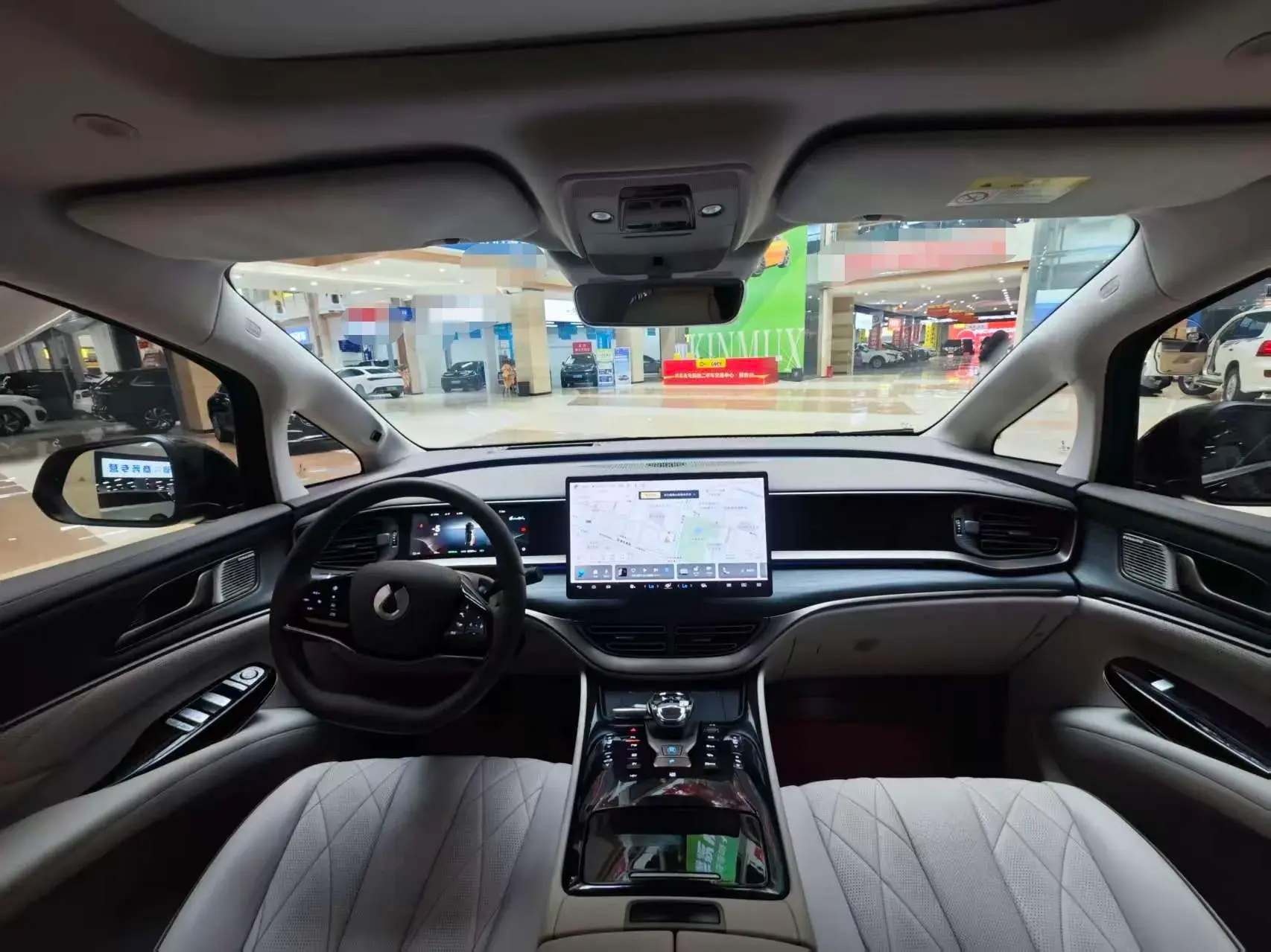 2022 DENZA D9 thumbnail 4