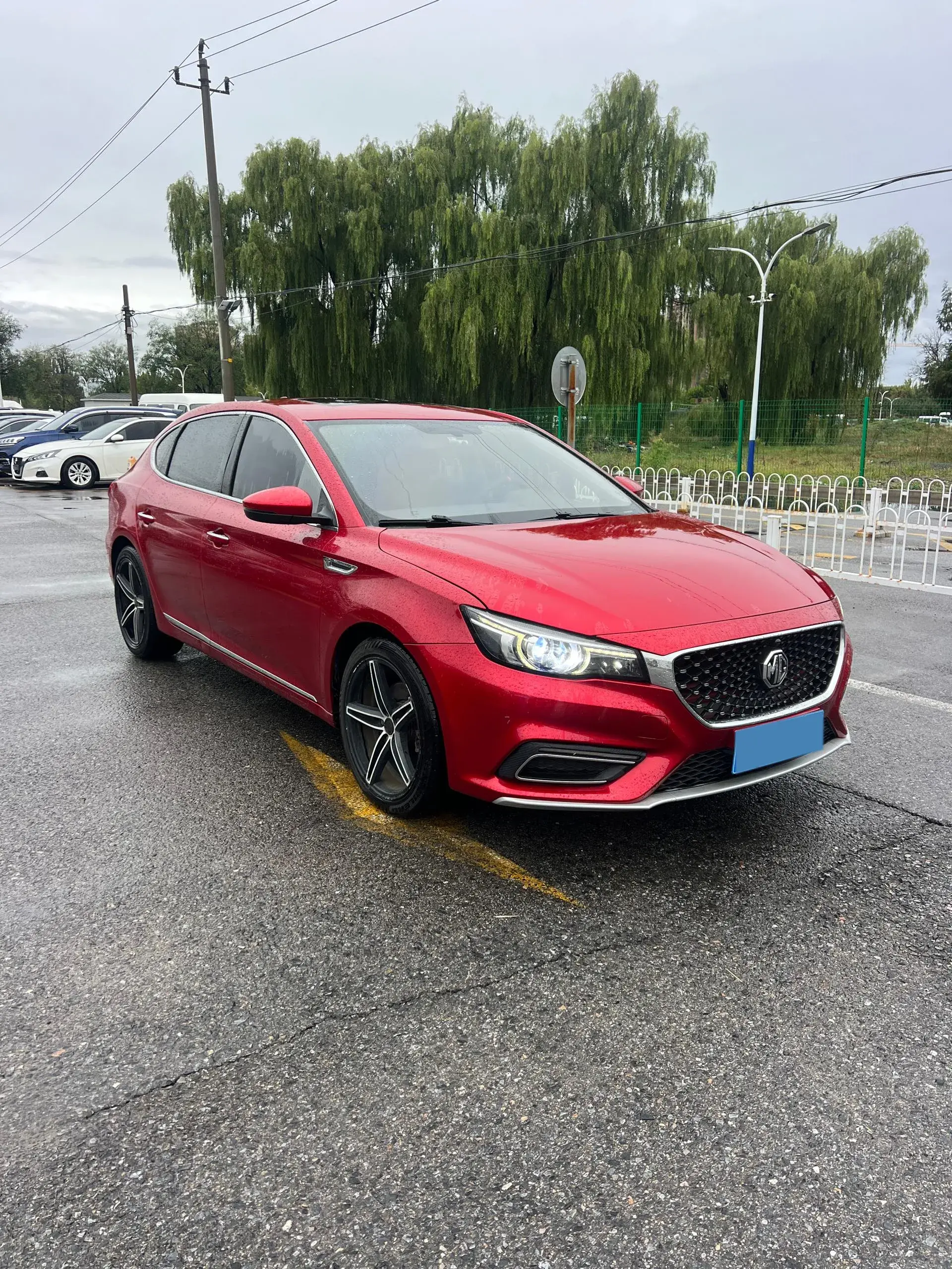 2017 MG MG6 thumbnail 2