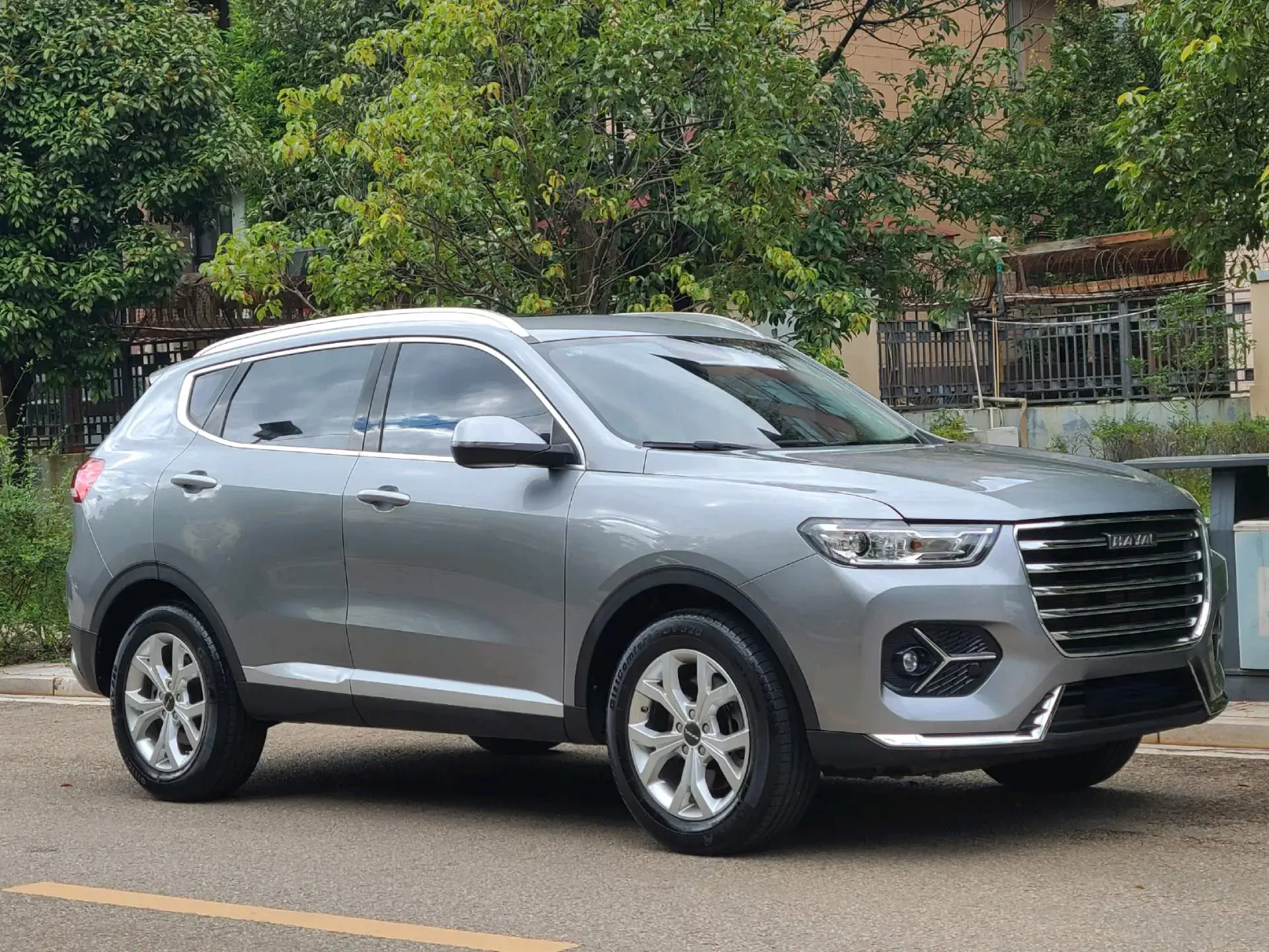 2021 HAVAL H6 thumbnail 3