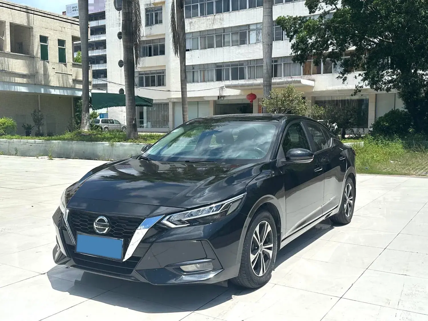 2020 NISSAN SYLPHY view 1