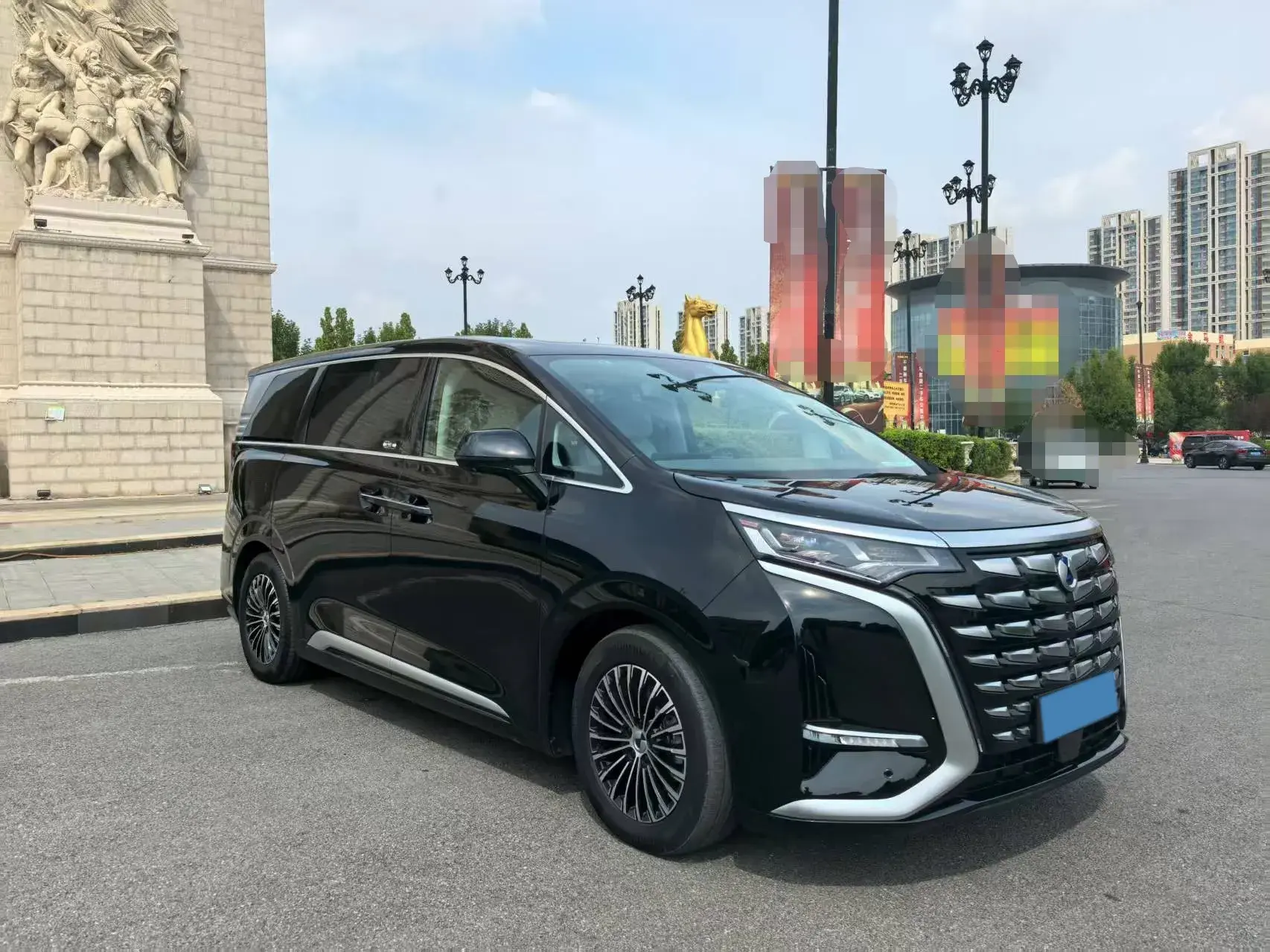 2022 DENZA D9 thumbnail 3