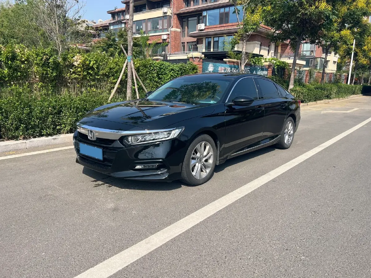 2018 Honda Accord 1.5T 194HP L4 CVT
