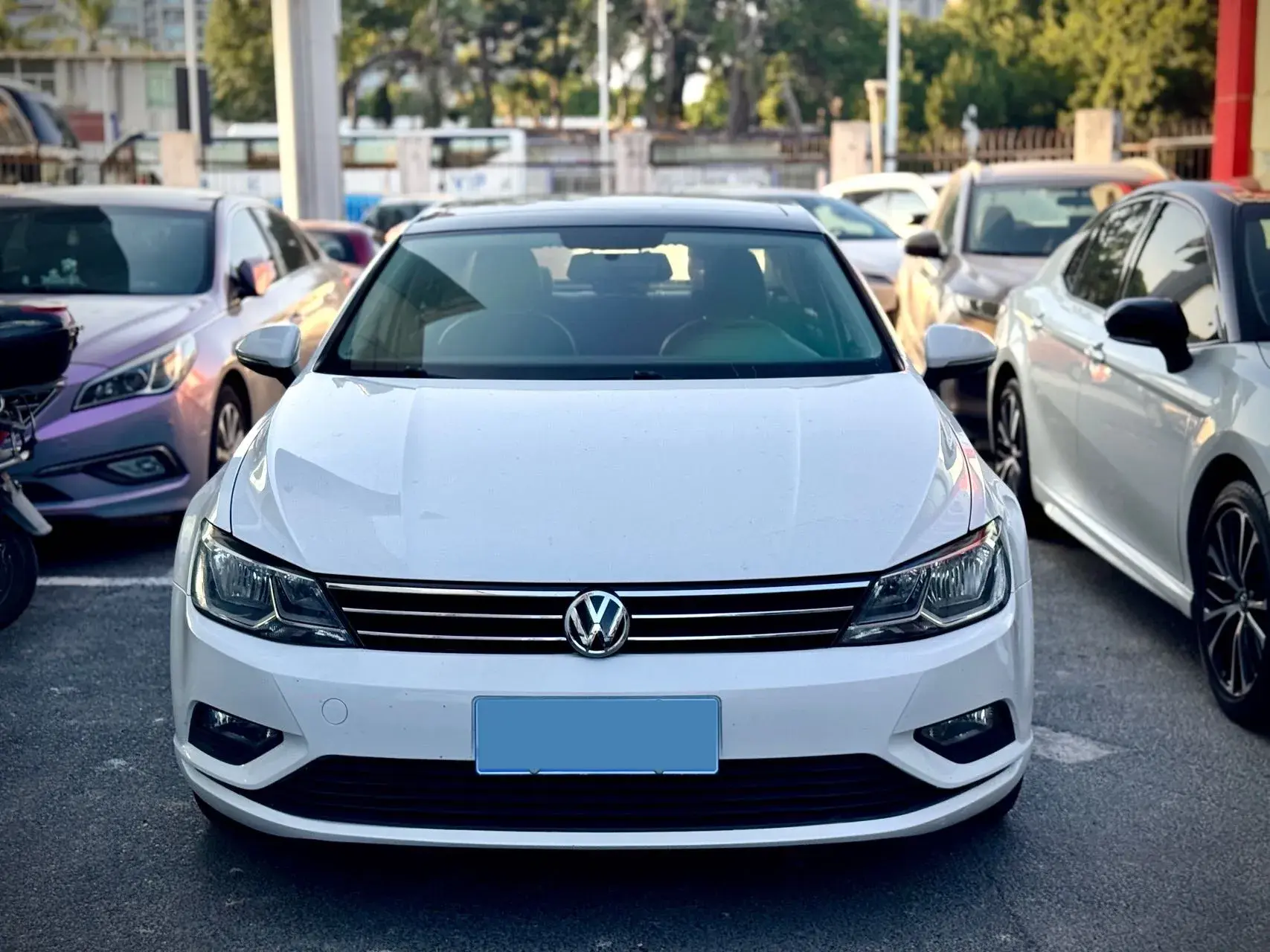 2015 VOLKSWAGEN LAMANDO thumbnail 2