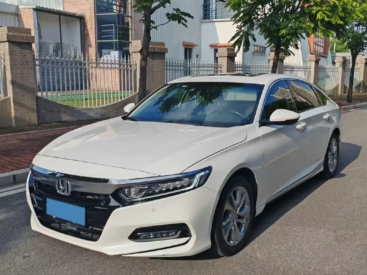 2021 Honda Accord 1.5T 194HP L4 CVT