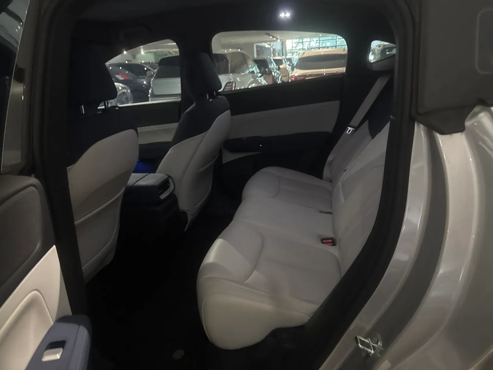 2023 XPENG G6 thumbnail 4