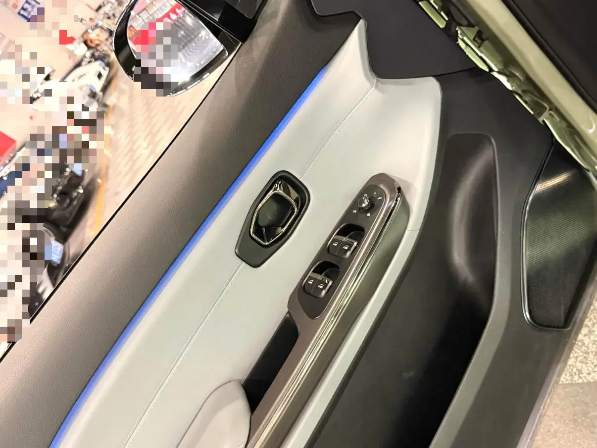 2020 NIO ES6 thumbnail 2