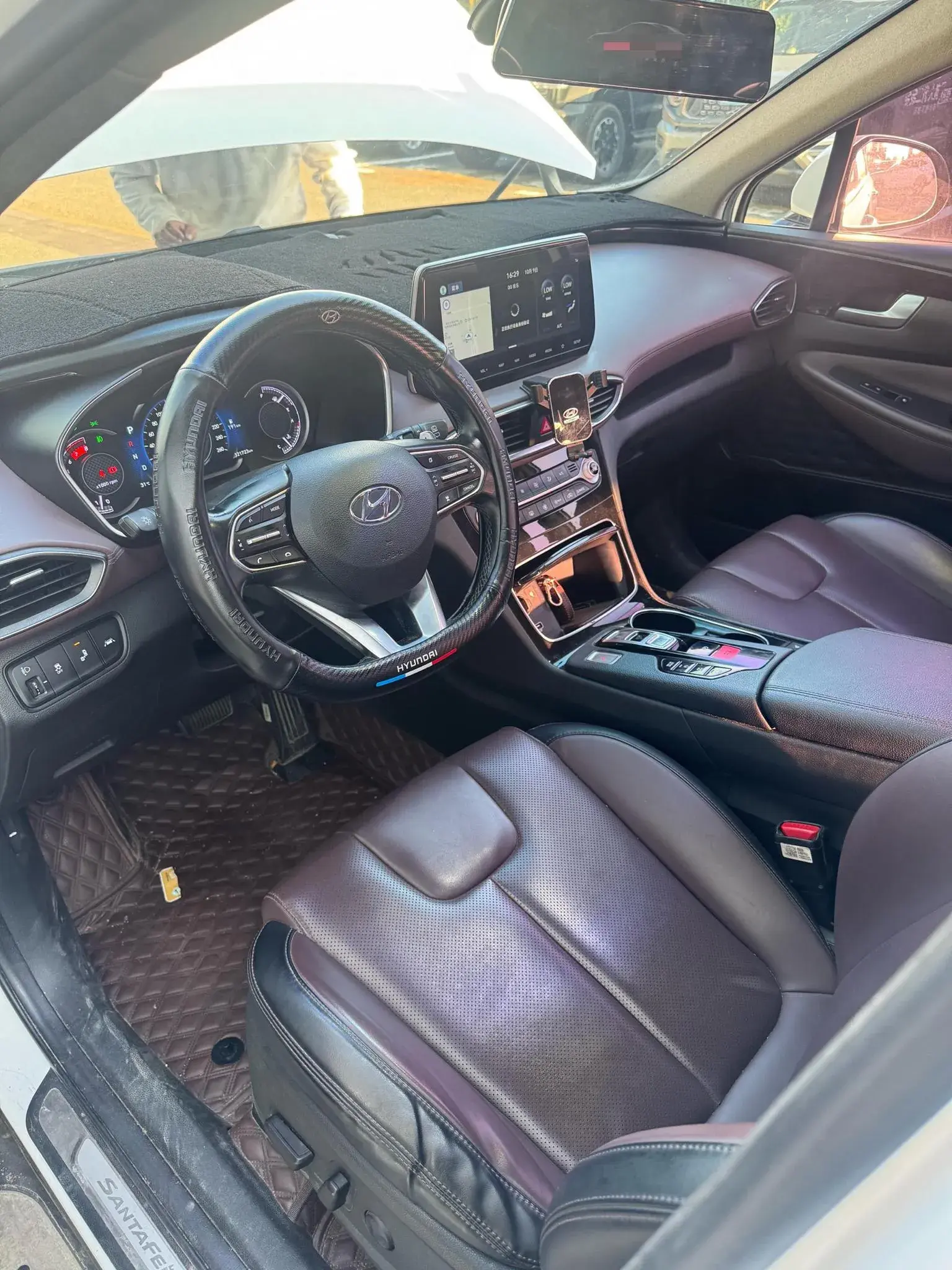 2019 HYUNDAI SANTAFE thumbnail 2