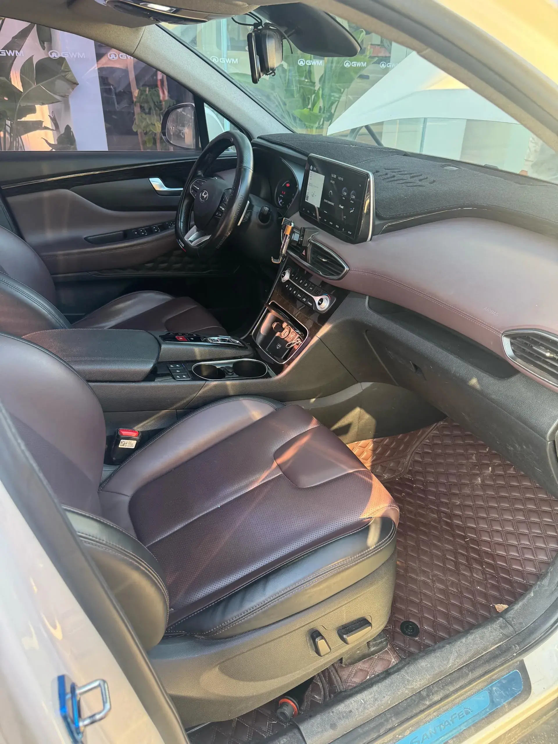 2019 HYUNDAI SANTAFE thumbnail 3