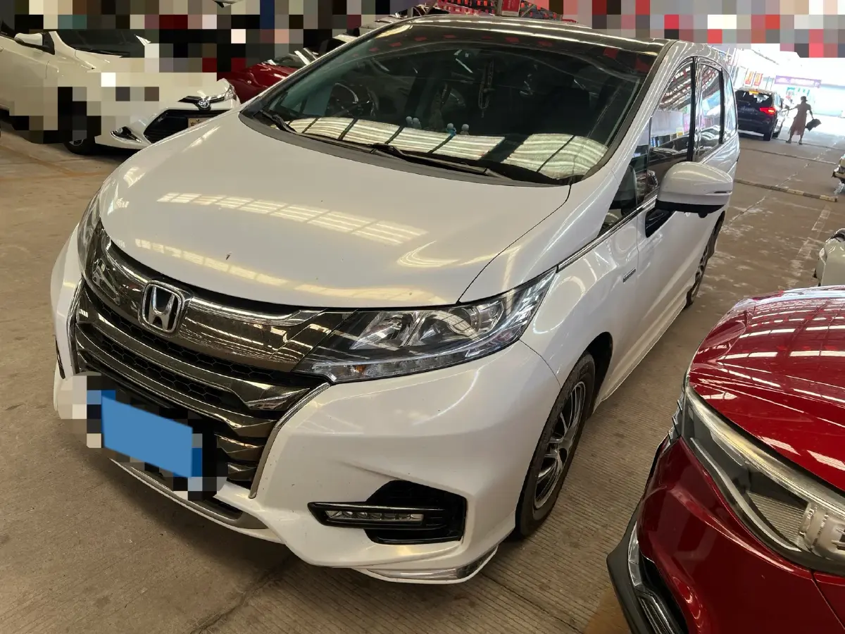 2021 Honda Odyssey 2.0L 146HP L4 E-CVT Hybrid
