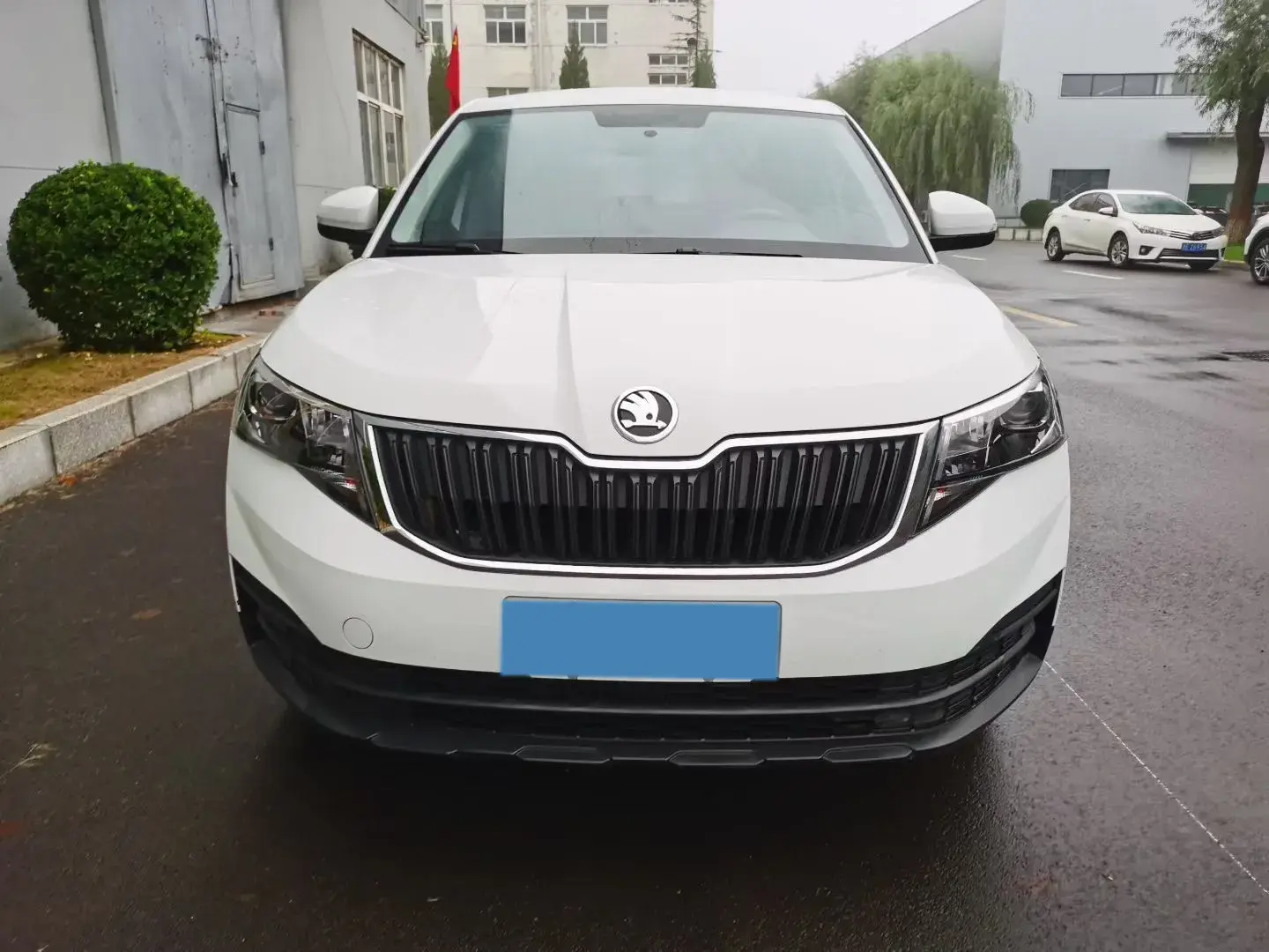 2024 SKODA KAMIQ thumbnail 2