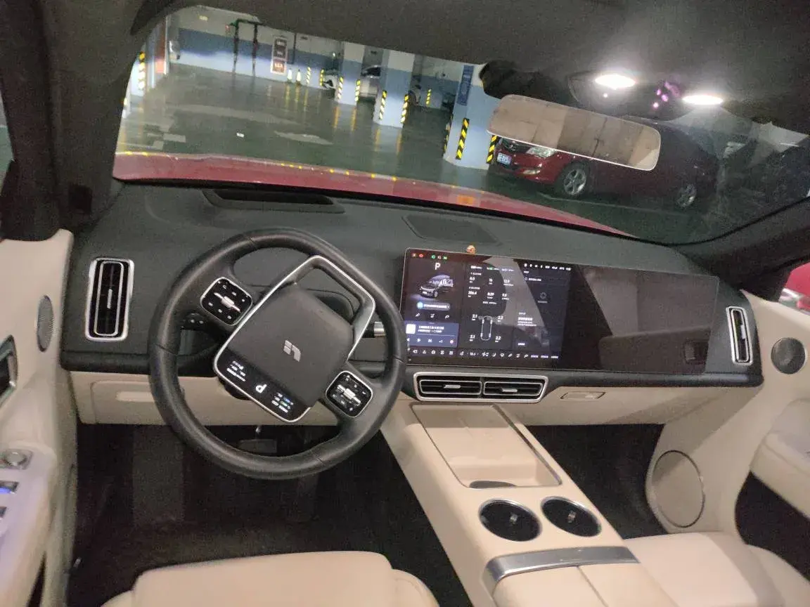 2022 LI L9 thumbnail 3