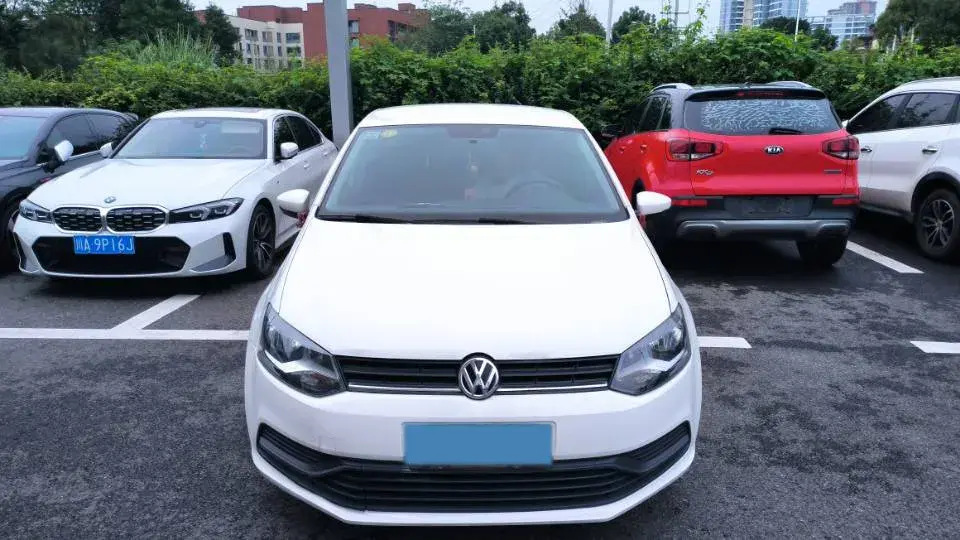 2018 VOLKSWAGEN POLO thumbnail 2