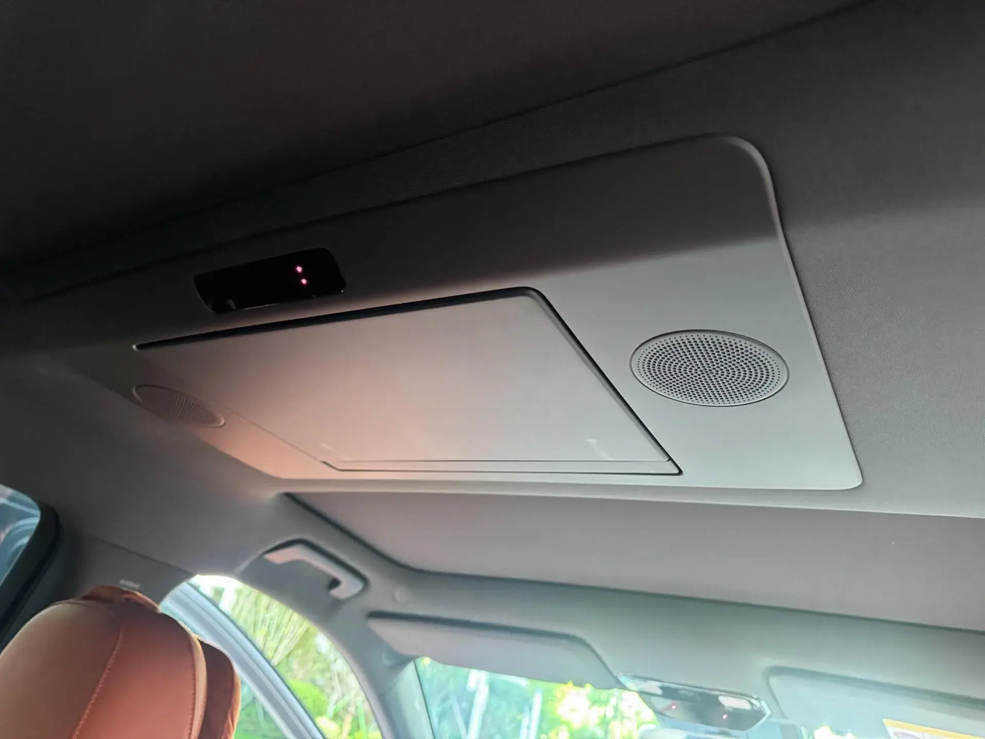 2023 LI L7 thumbnail 2