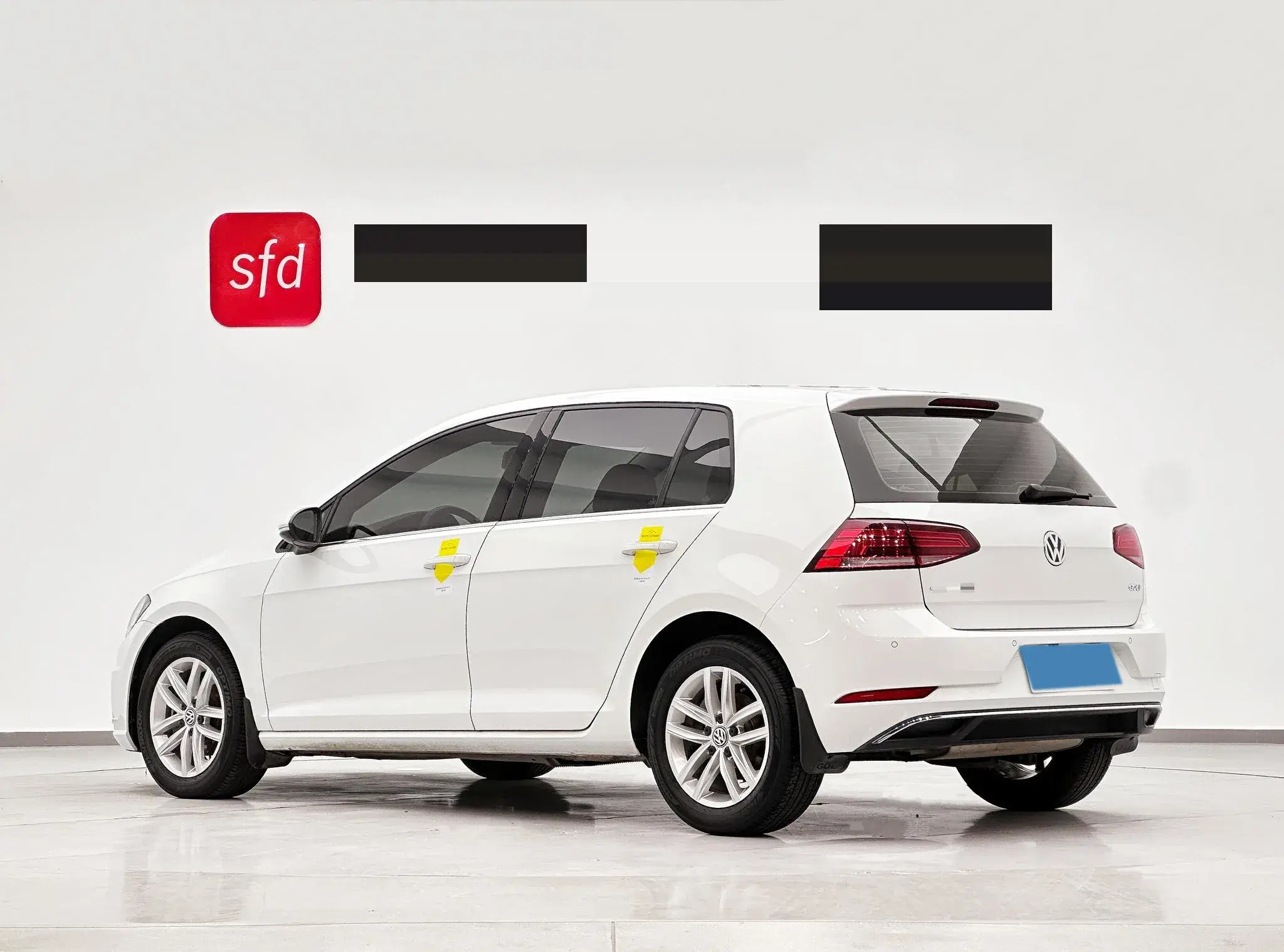 2018 VOLKSWAGEN GOLF thumbnail 3