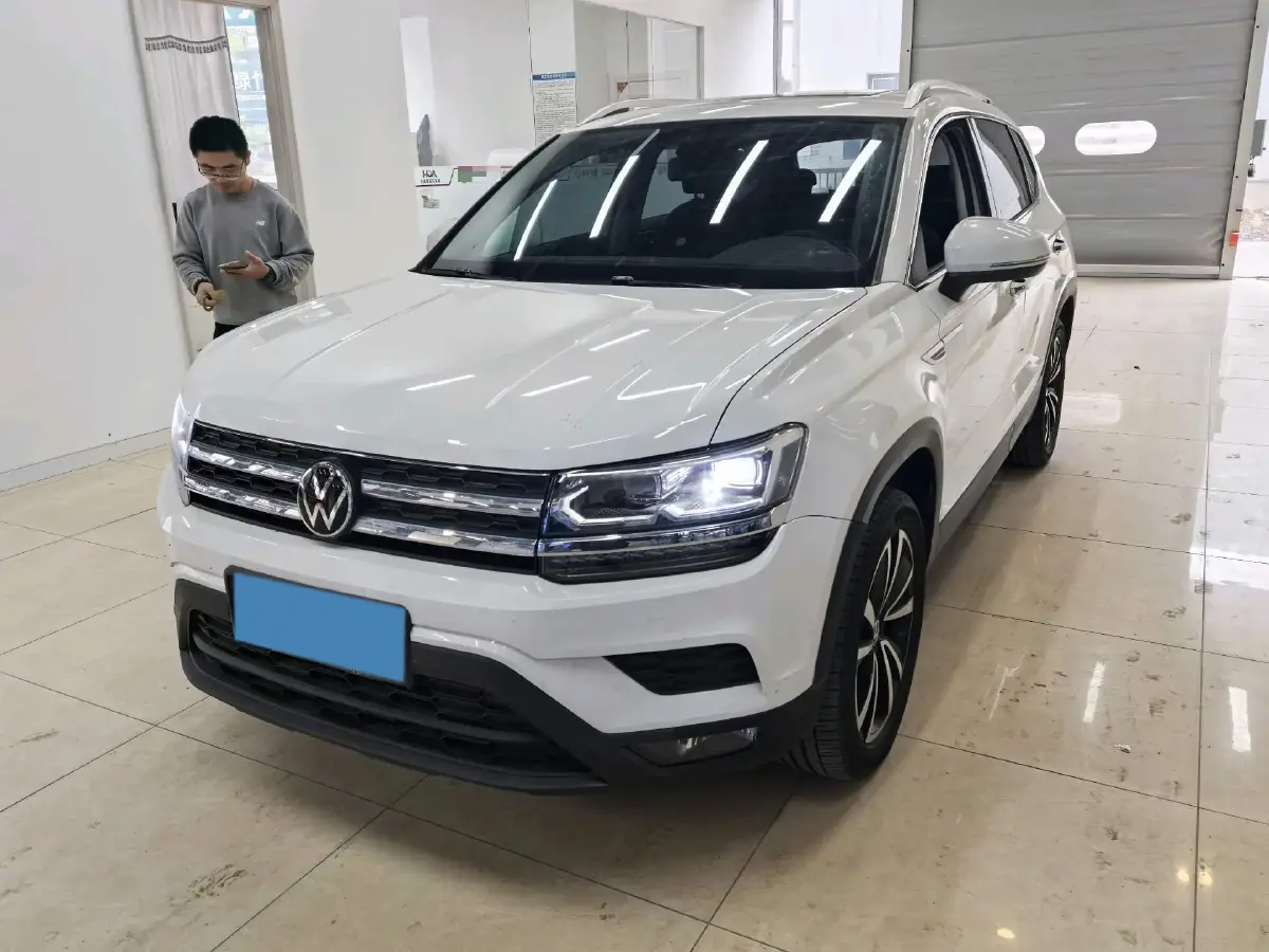 2021 Volkswagen Tharu 1.4T 150HP L4 7DCT