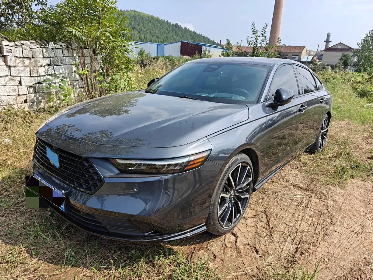 2023 Honda Accord 1.5T 192HP L4 CVT
