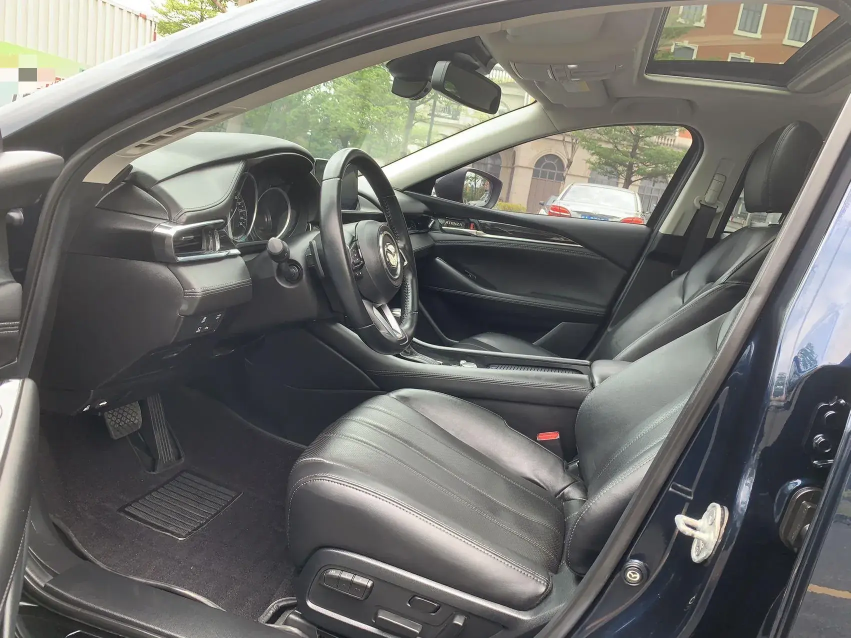 2021 MAZDA ATENZA thumbnail 4