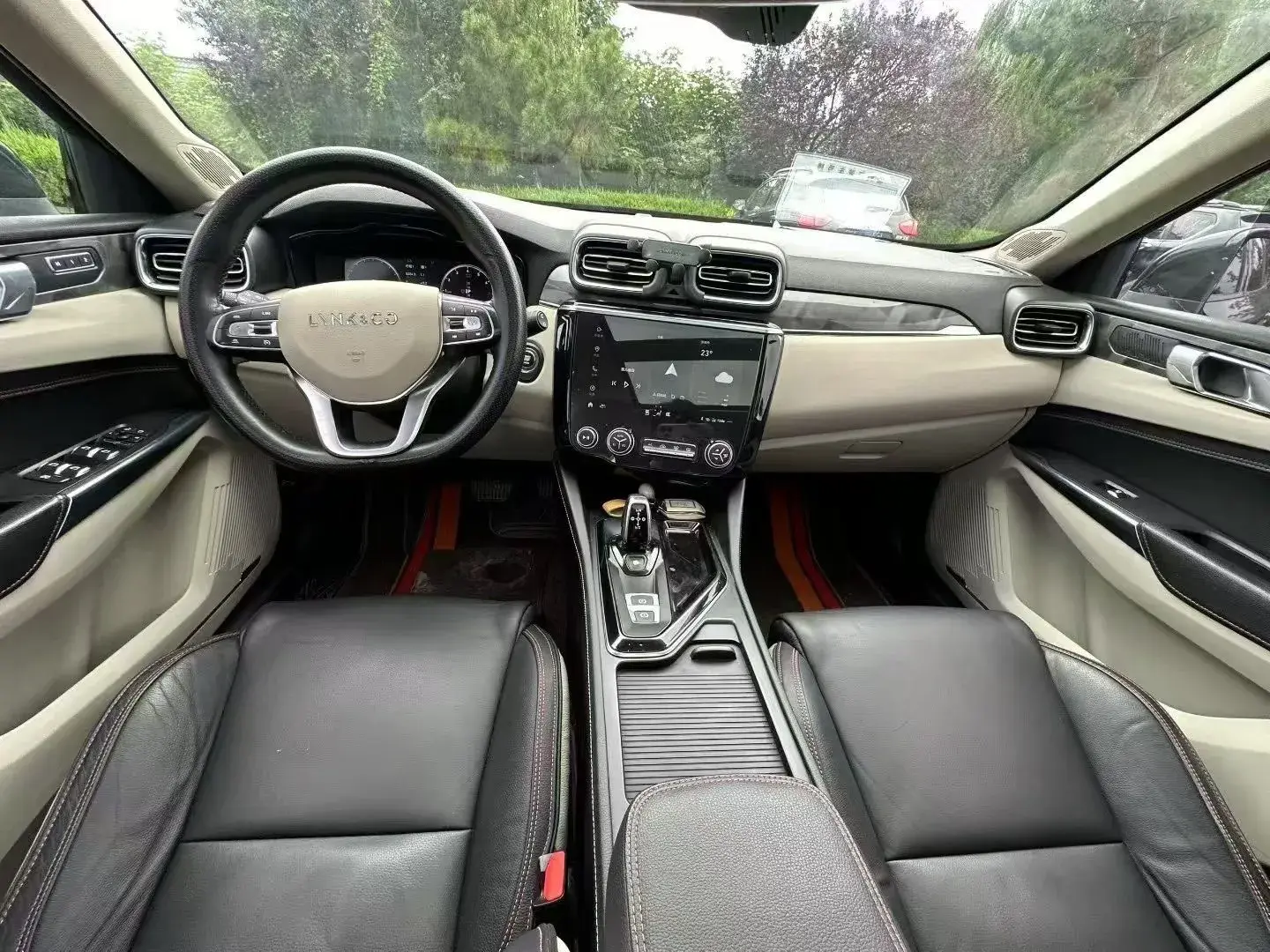 2020 LYNK&CO 02 thumbnail 4