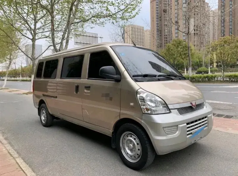 2015 WULING ZHIGUANG thumbnail 3