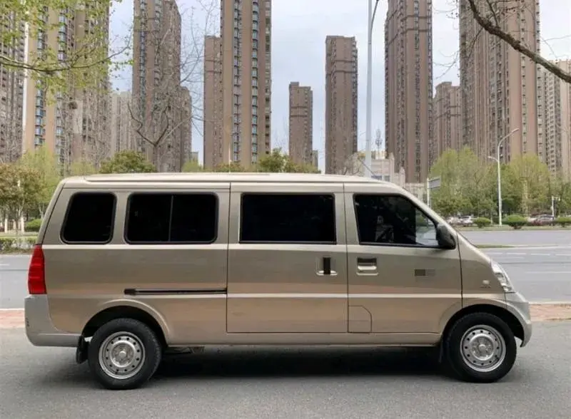 2015 WULING ZHIGUANG thumbnail 4