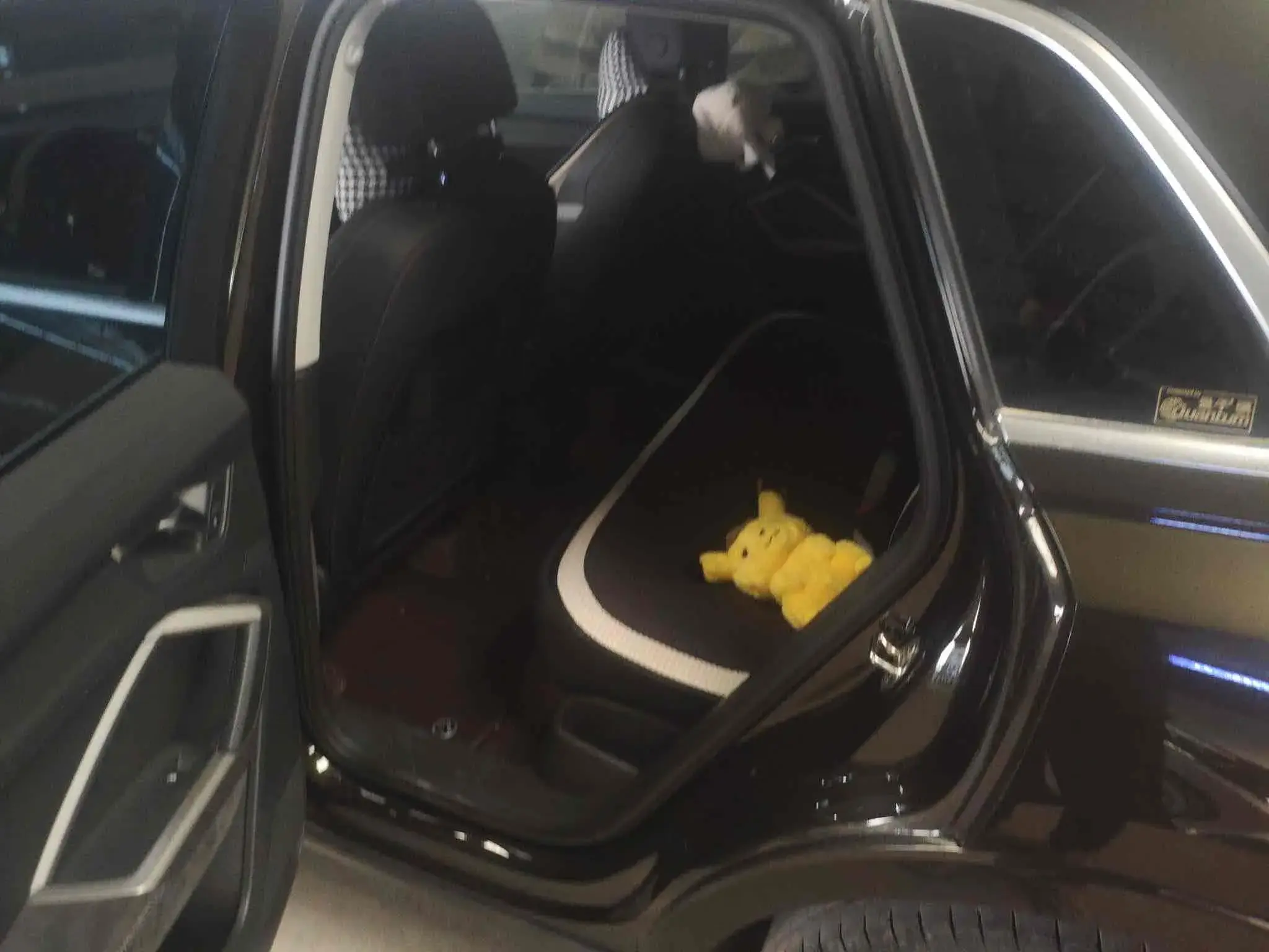 2022 AUDI Q3 thumbnail 4