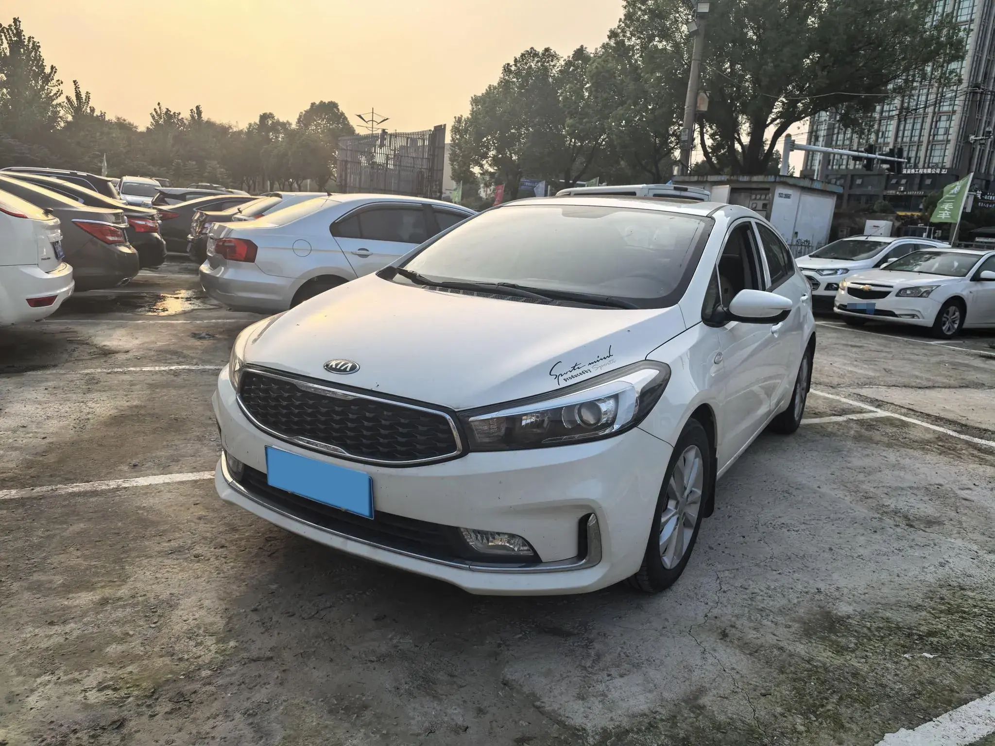 2016 KIA K3 view 1