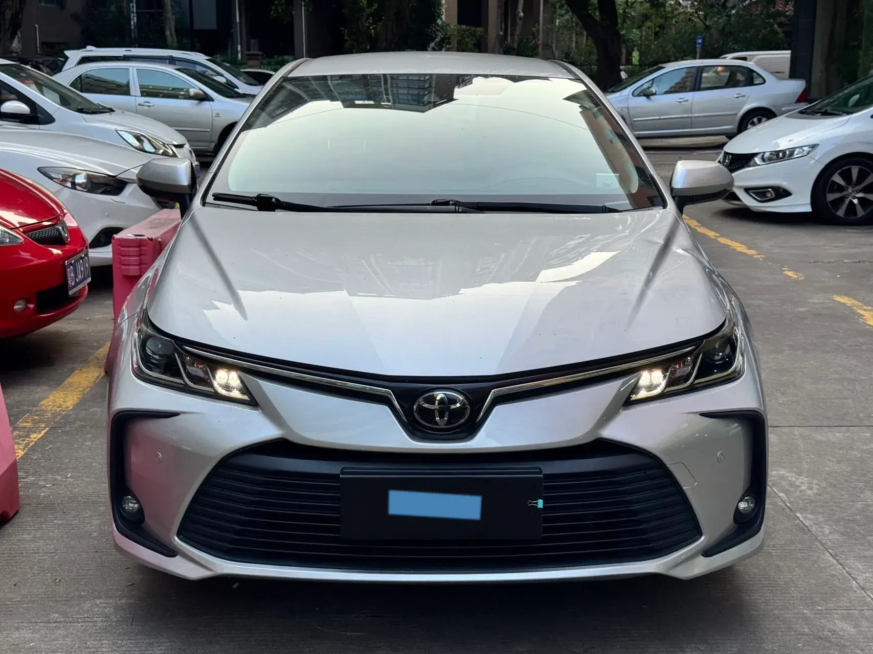 2021 TOYOTA COROLLA thumbnail 2