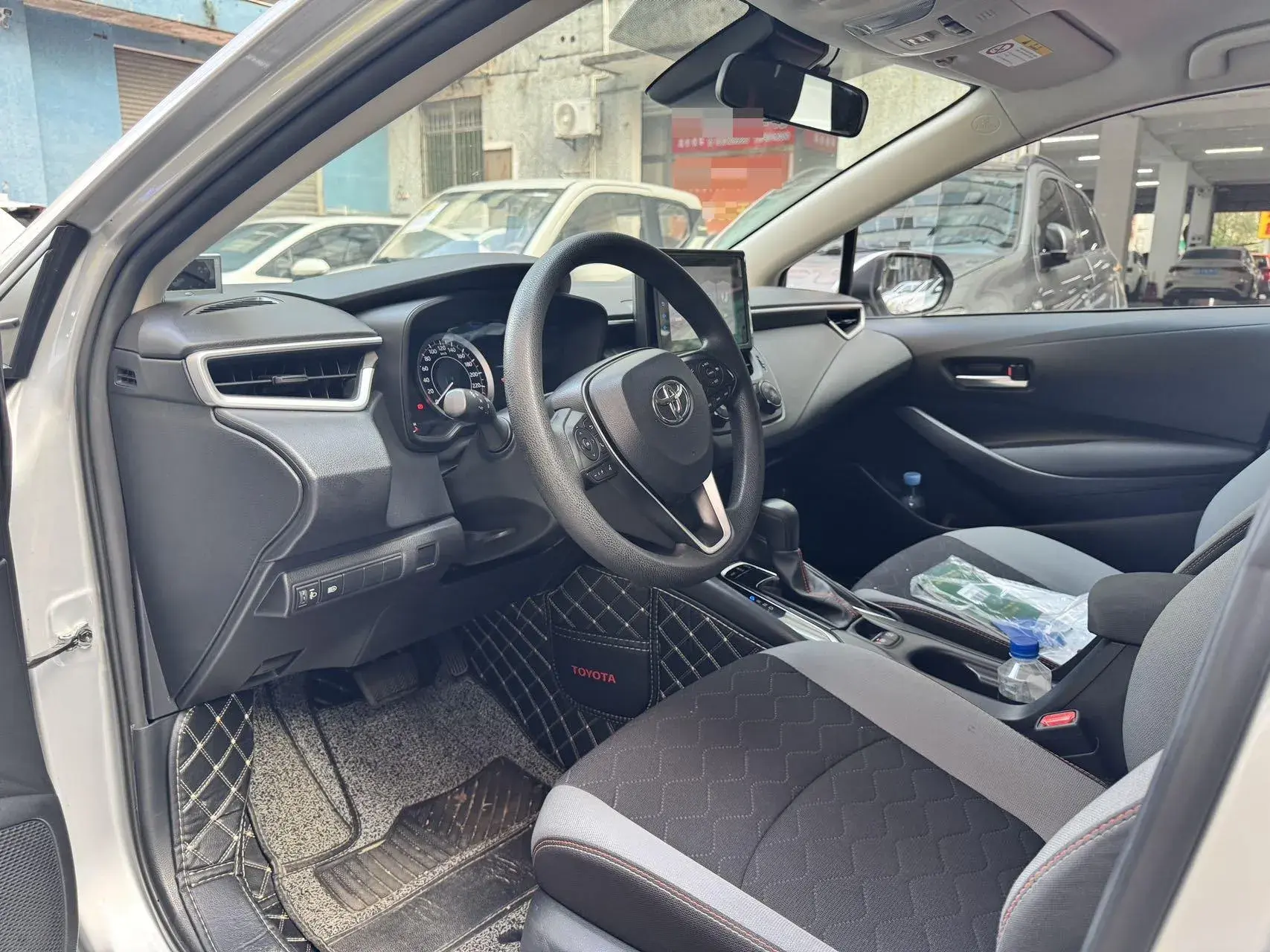 2021 TOYOTA COROLLA thumbnail 3