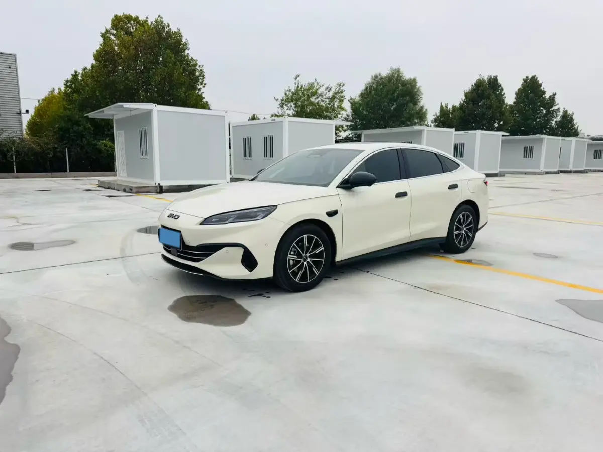 2025 BYD Seal05 DM-i 1.5L 101HP L4 E-CVT PHEV 7.68KWH