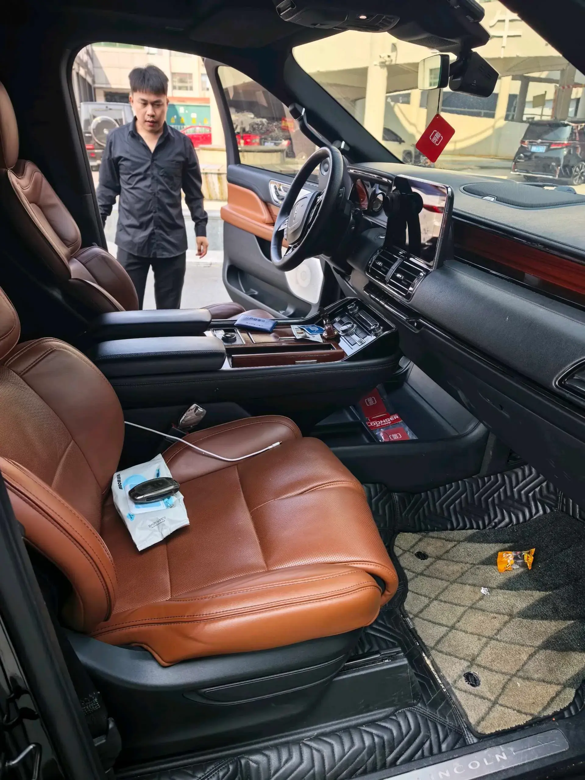 2018 LINCOLN NAVIGATOR thumbnail 4